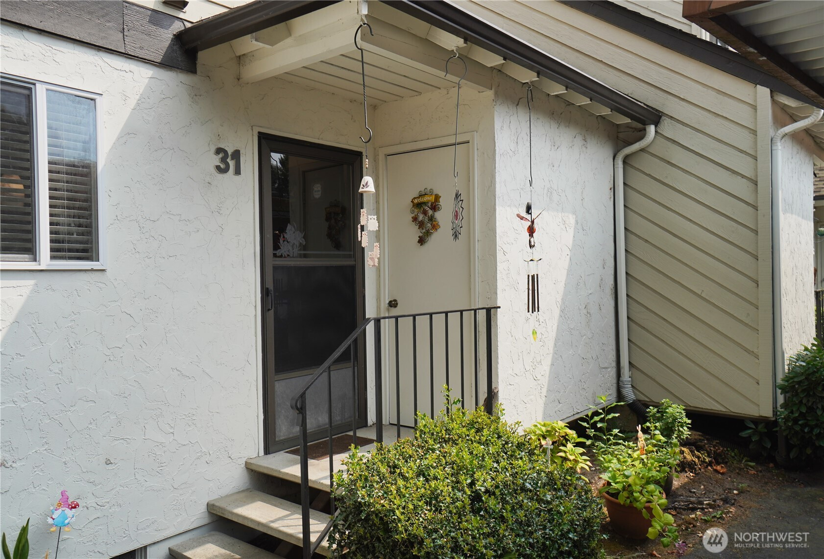 1814 Maple Lane, Kent, WA 98030