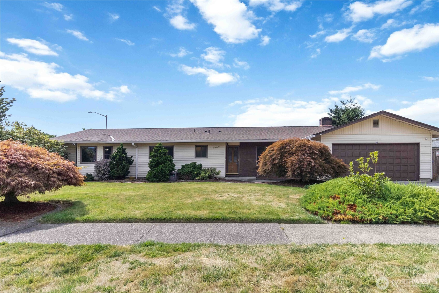 3807 Oak Street, Longview, WA 98632