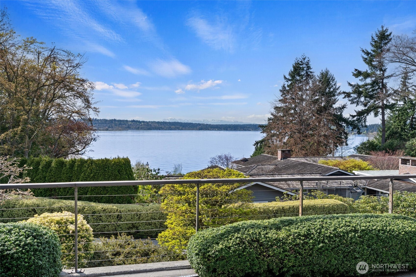 1054 Waverly Way, Kirkland, WA 98033