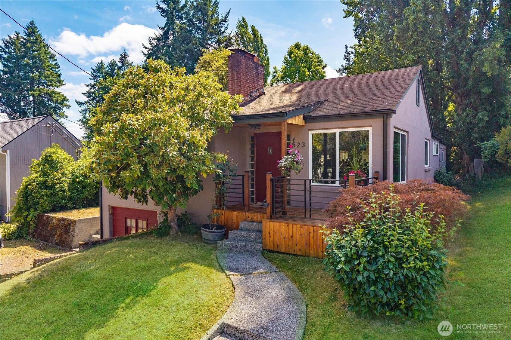 523 17th Avenue SE, Olympia, WA 98501