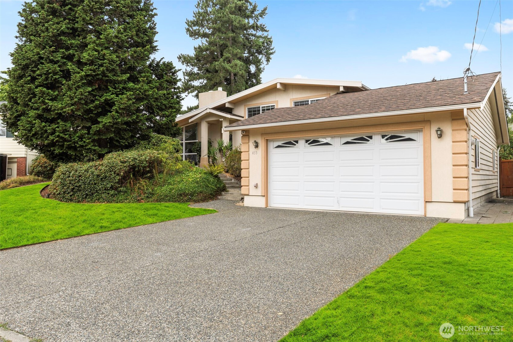 453 155th Place SE, Bellevue, WA 98007