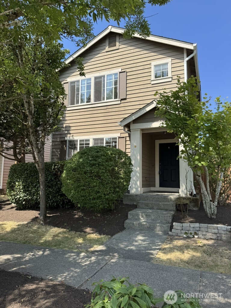 22324 NE 100th Way, Redmond, WA 98053