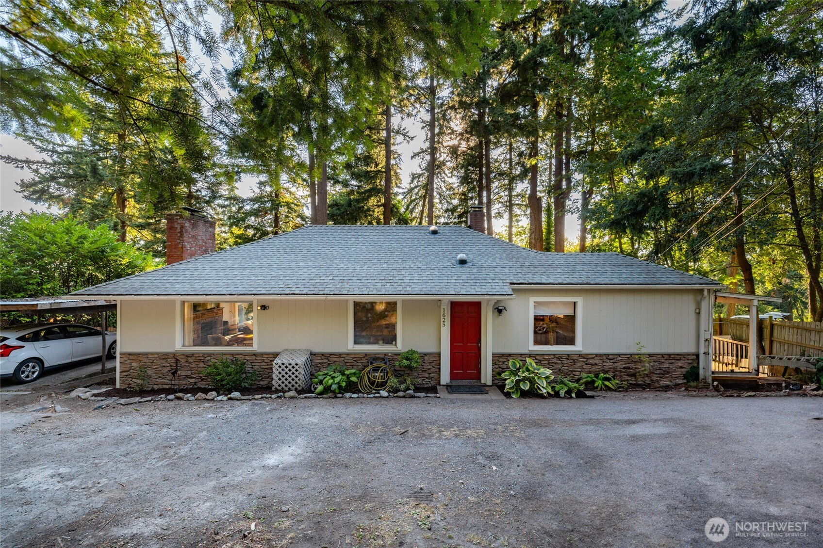 1625 S Tenth Street, Mount Vernon, WA 98274