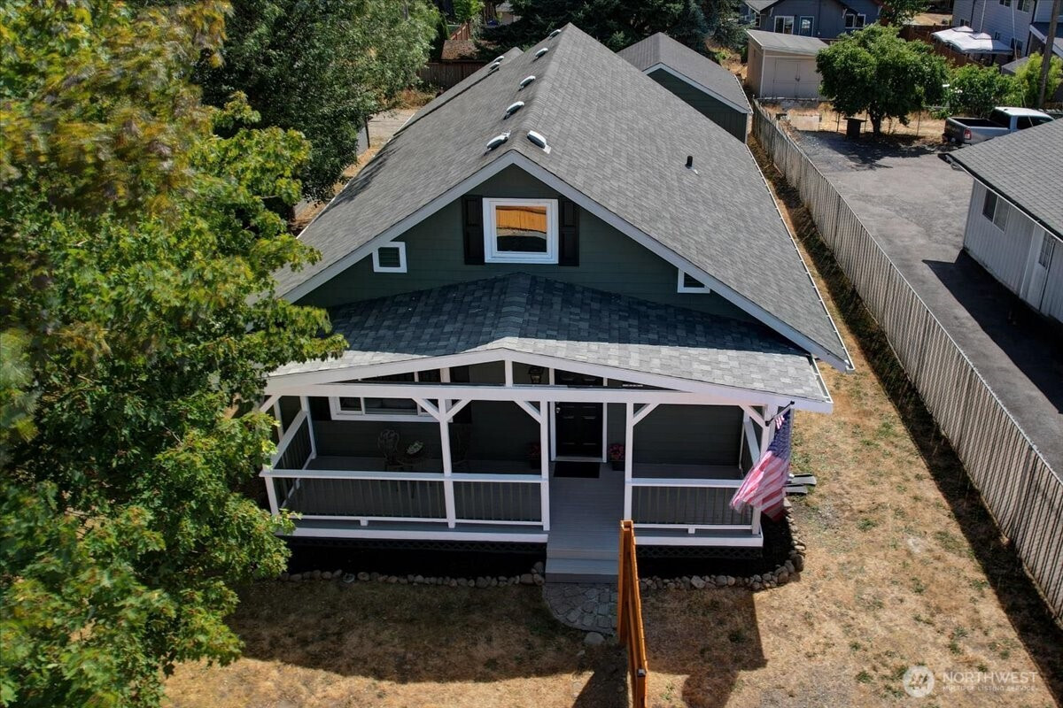 868 S 84th Street, Tacoma, WA 98444