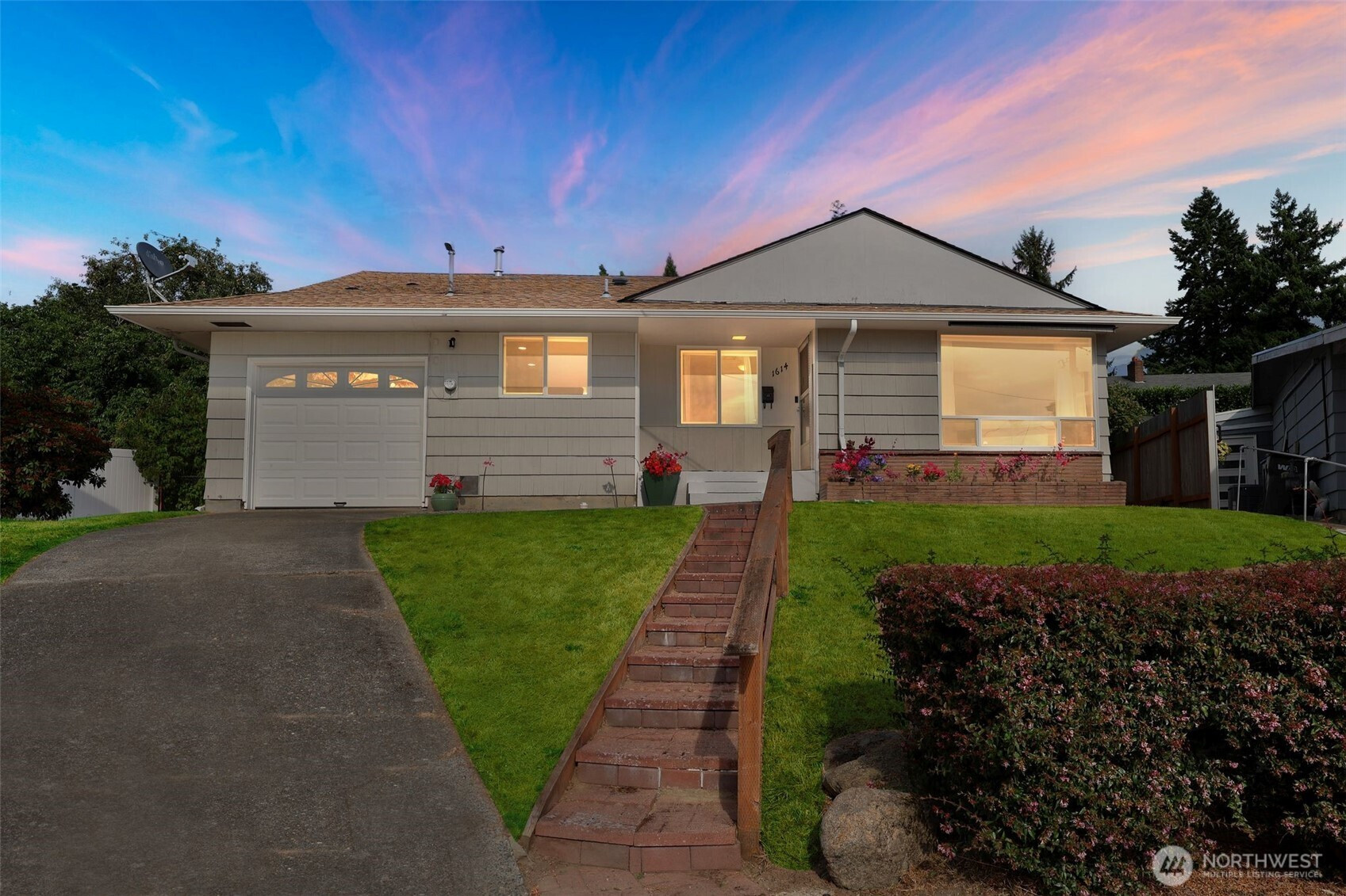 1614 Scott Place, Bremerton, WA 98310