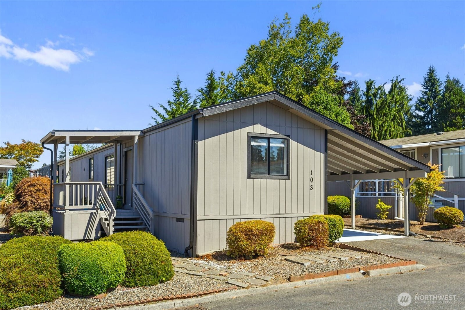 1427 100th St SW, Everett, WA 98204