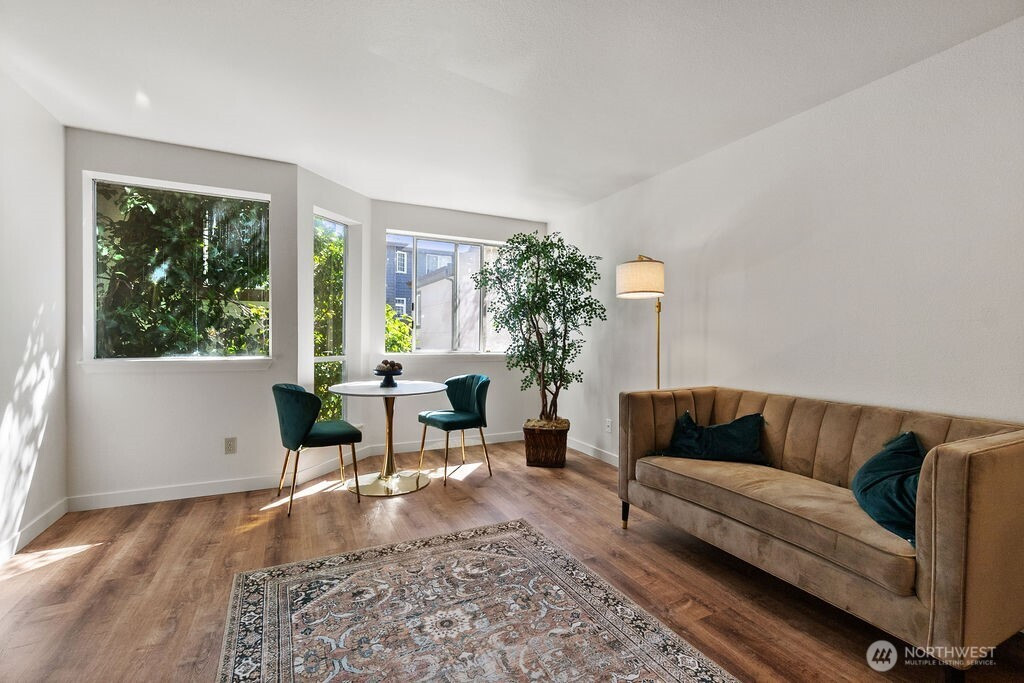 12026 15th Avenue NE, Seattle, WA 98125