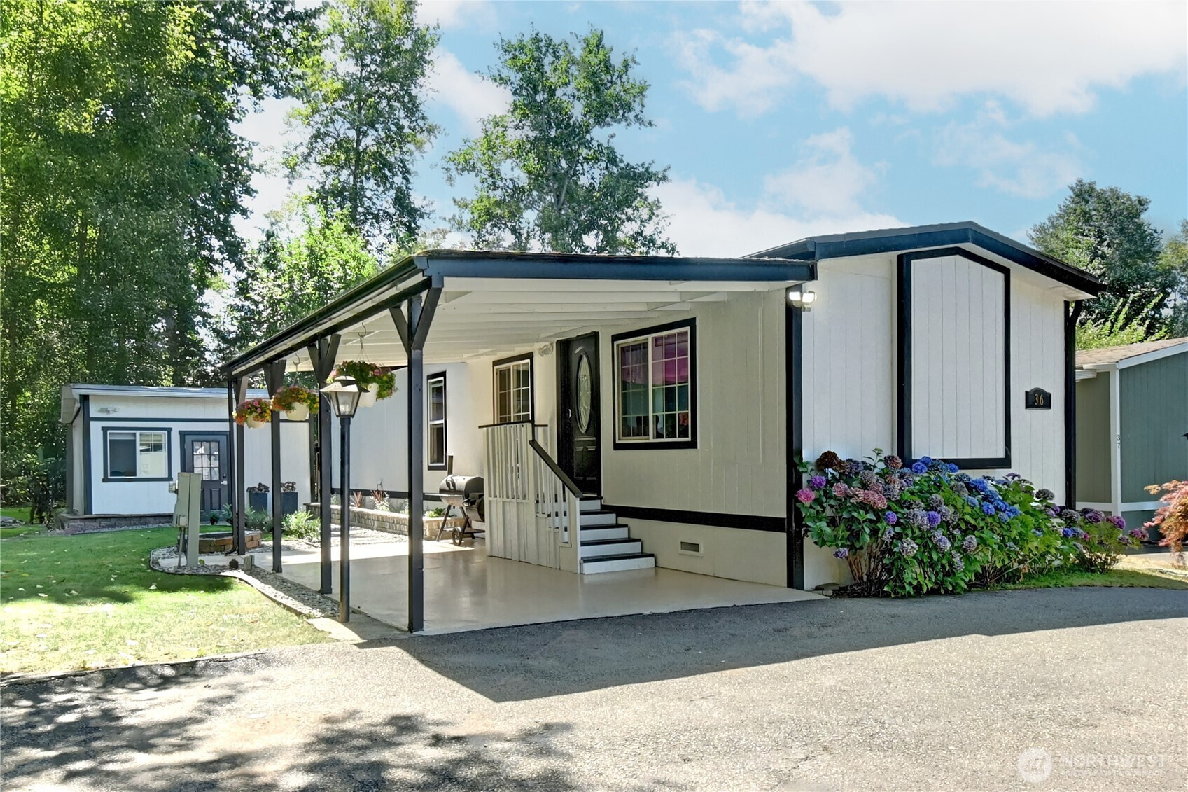 1615 208th Street SE, Bothell, WA 98012