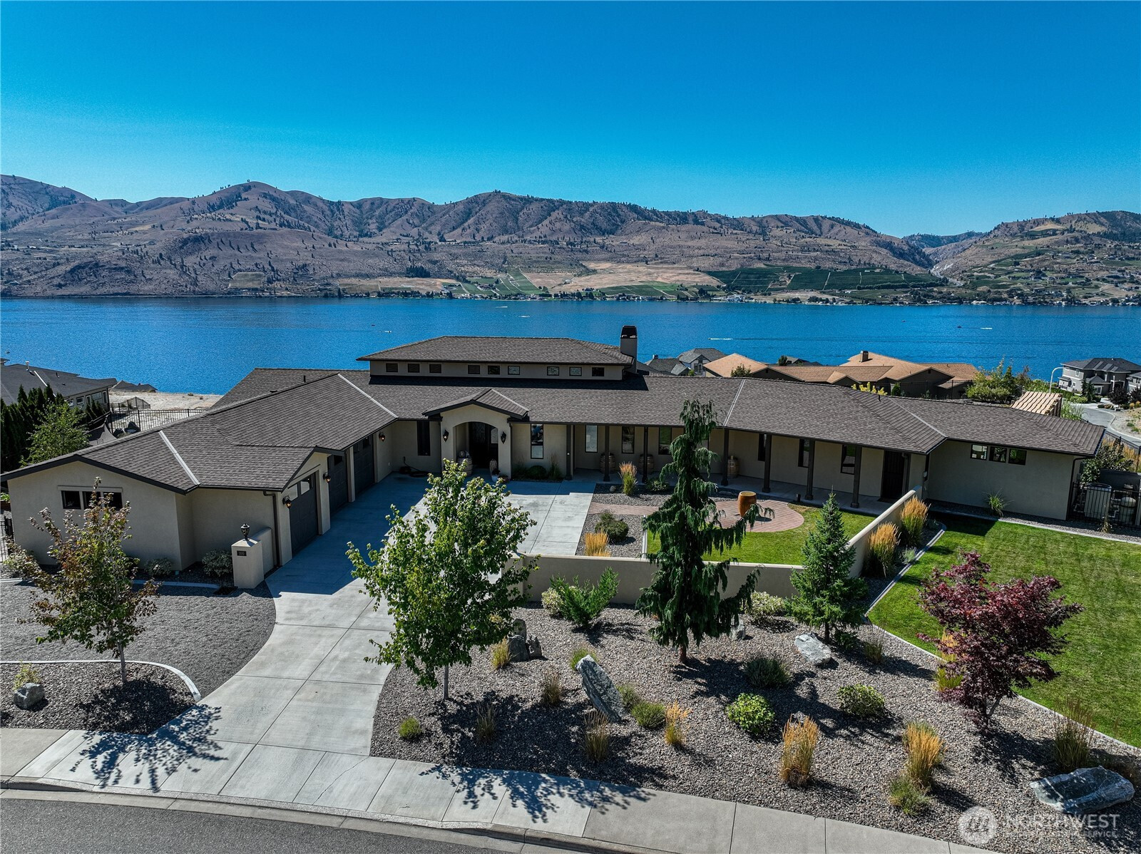 100 Mira Vista Drive, Chelan, WA 98816