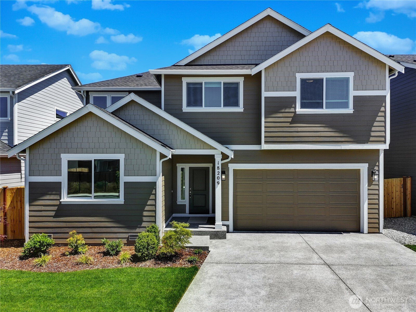 18219 37th Avenue E, Tacoma, WA 98446