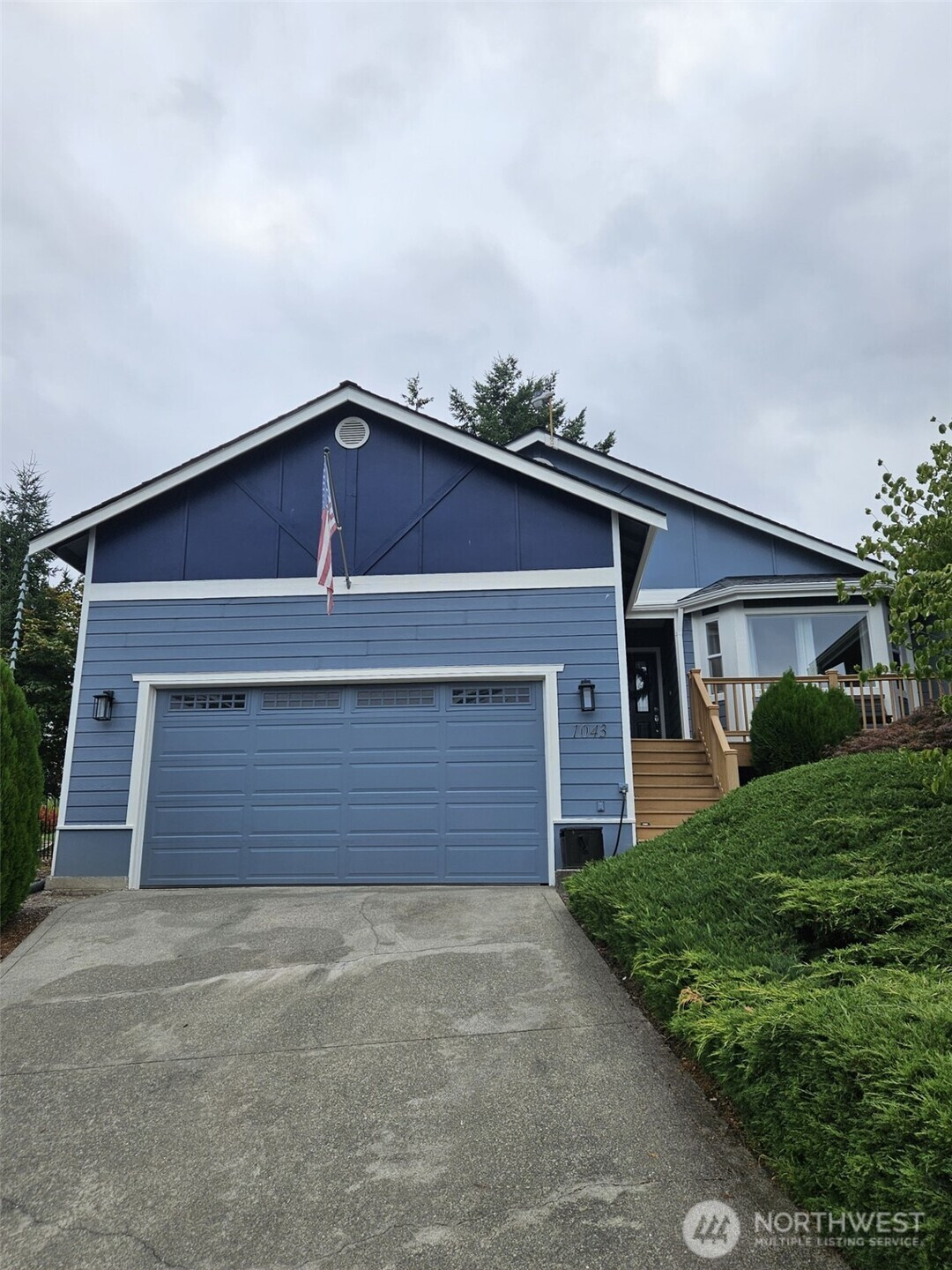1043 5th Street, Steilacoom, WA 98388