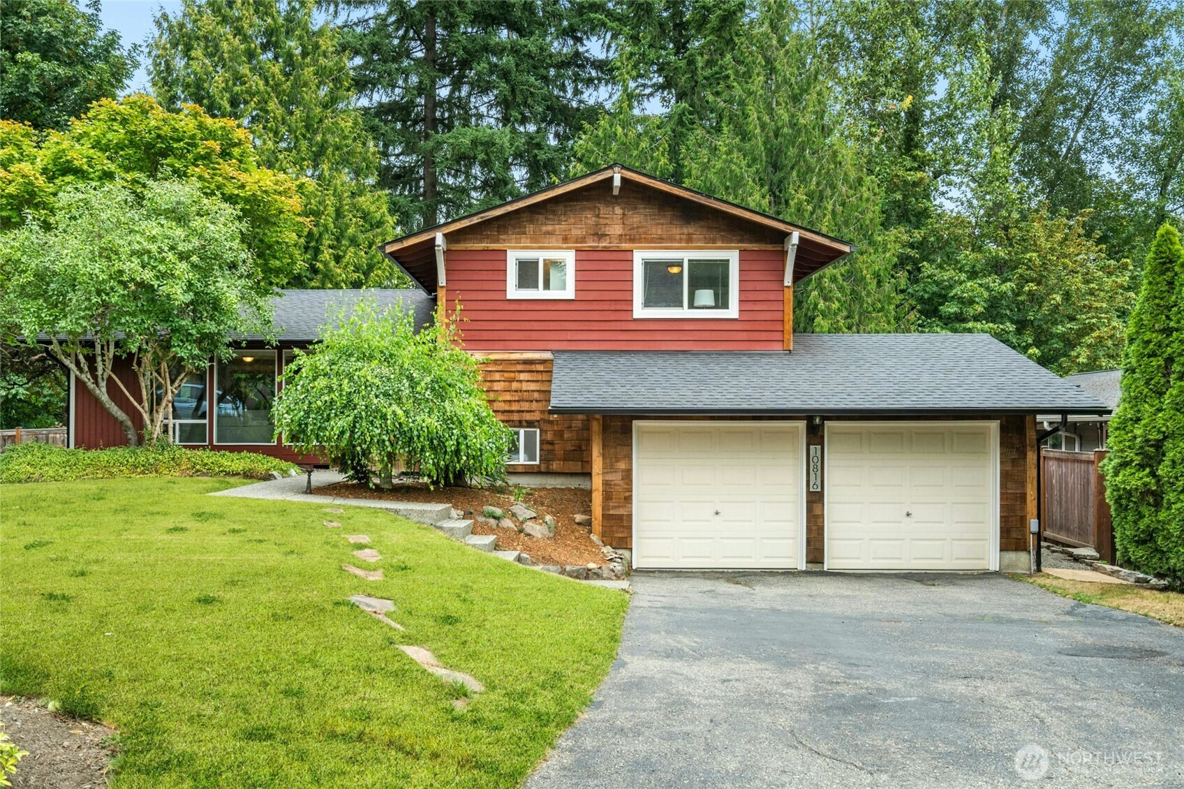 10816 NE 154th Place, Bothell, WA 98011