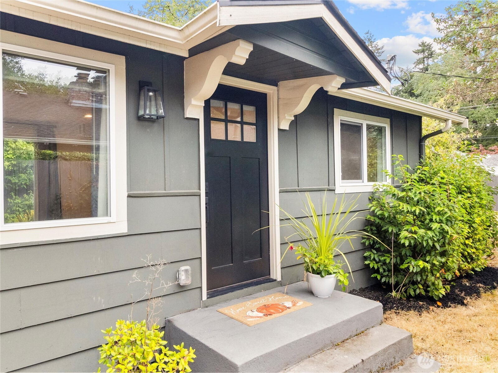 12715 Naomilawn Drive SW, Lakewood, WA 98498