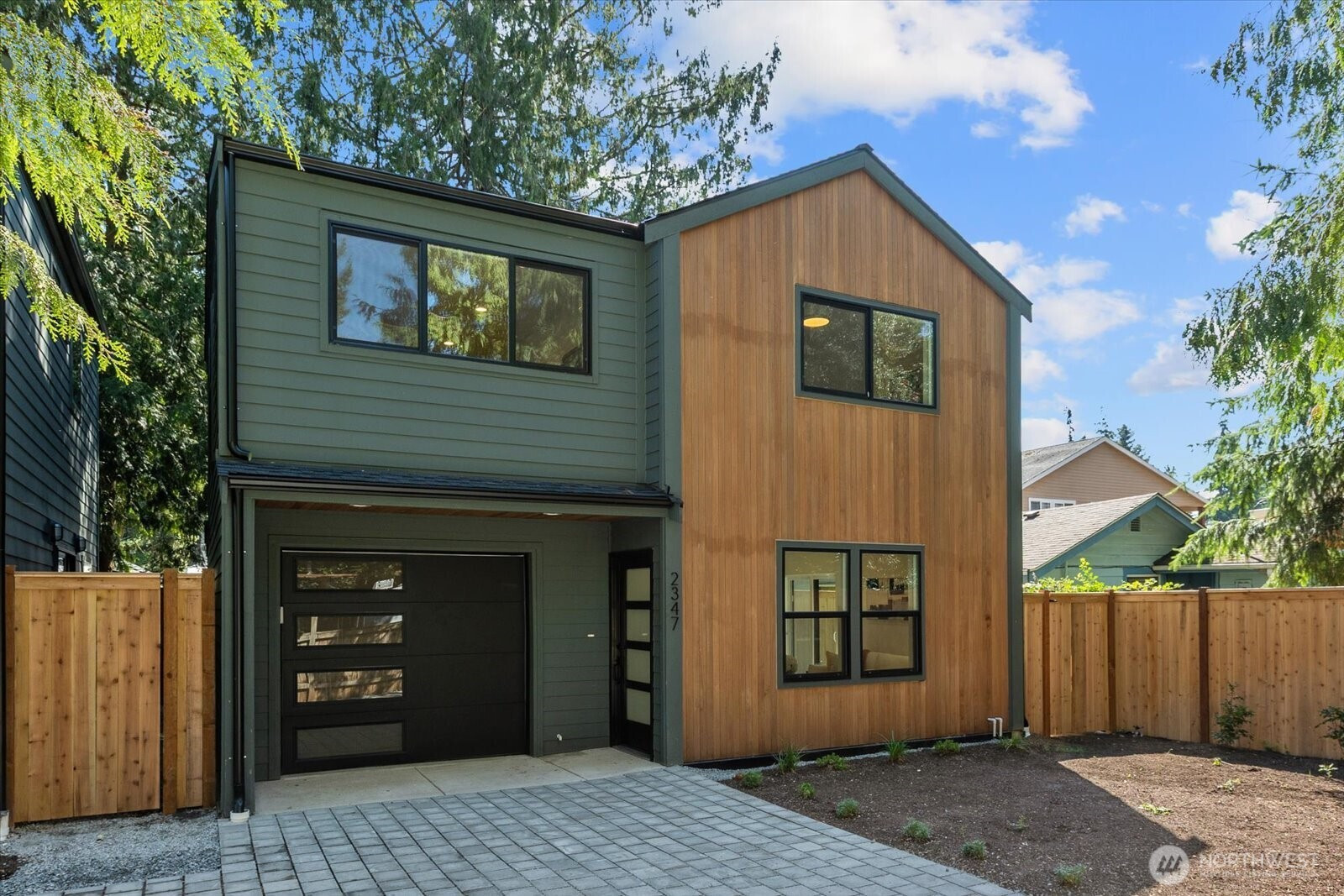 2347 NE 127 Street, Seattle, WA 98125