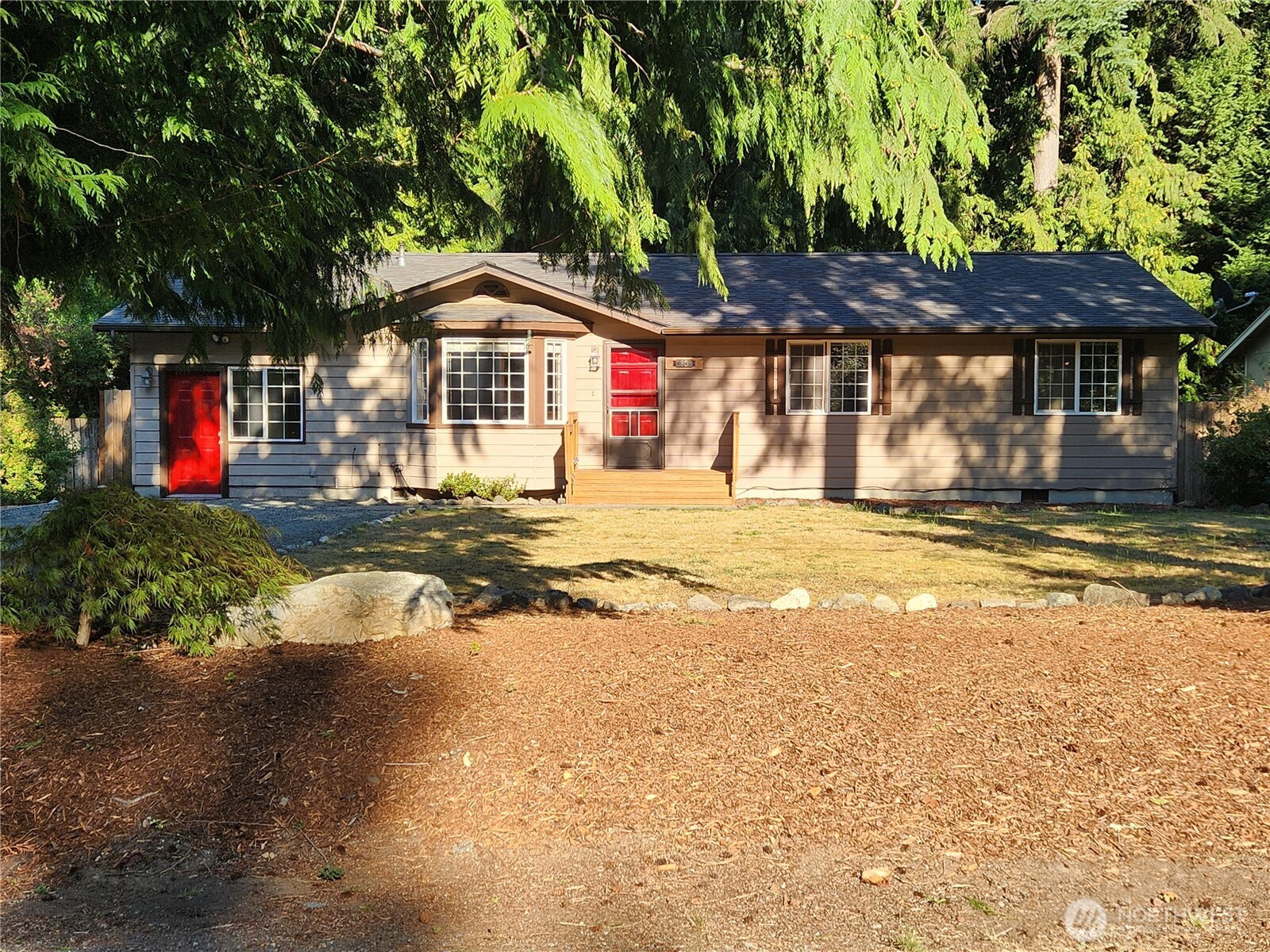 8040 NE Seawind Avenue, Poulsbo, WA 98370