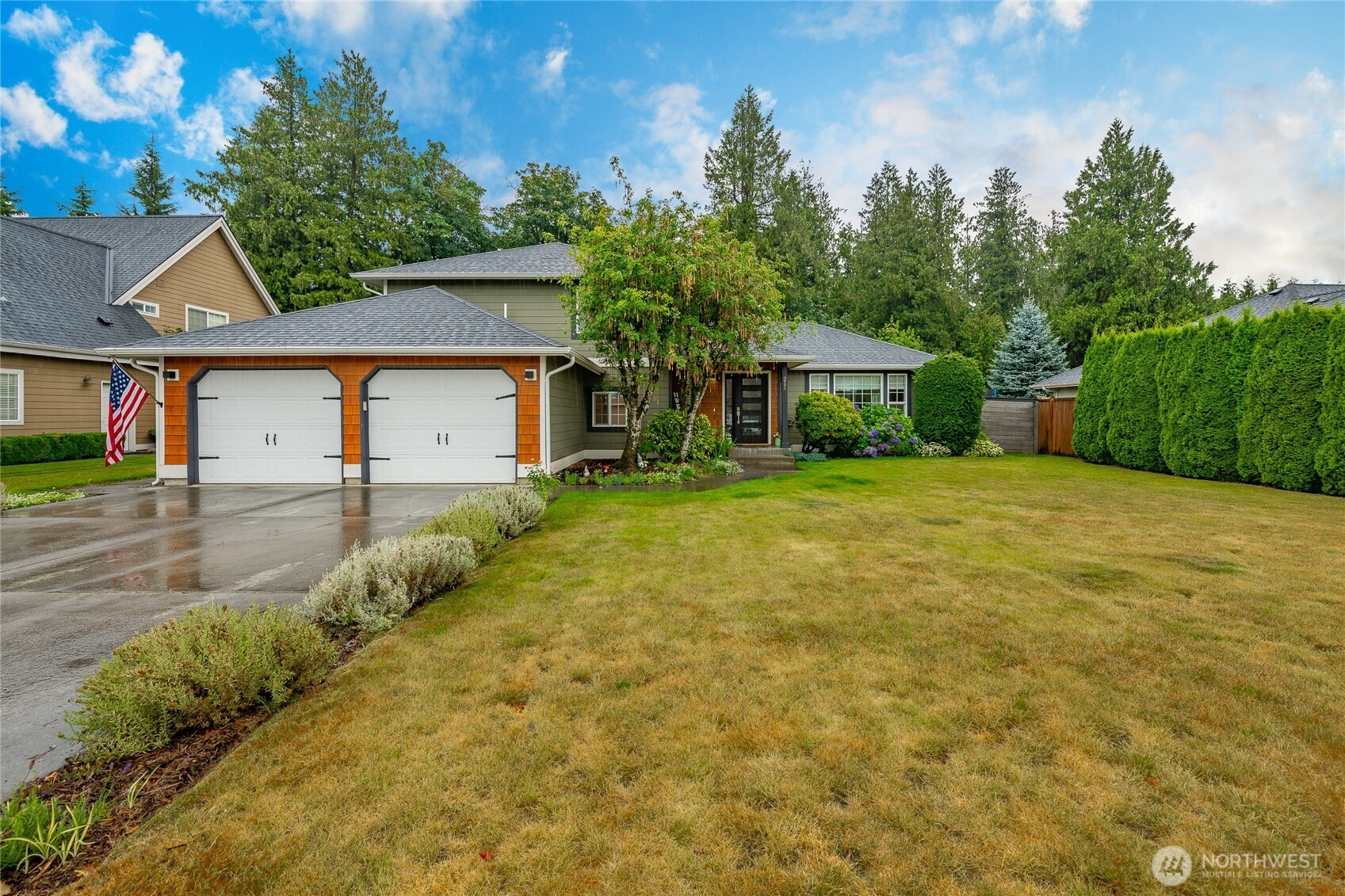 211 E Sunrise Drive, Lynden, WA 98264