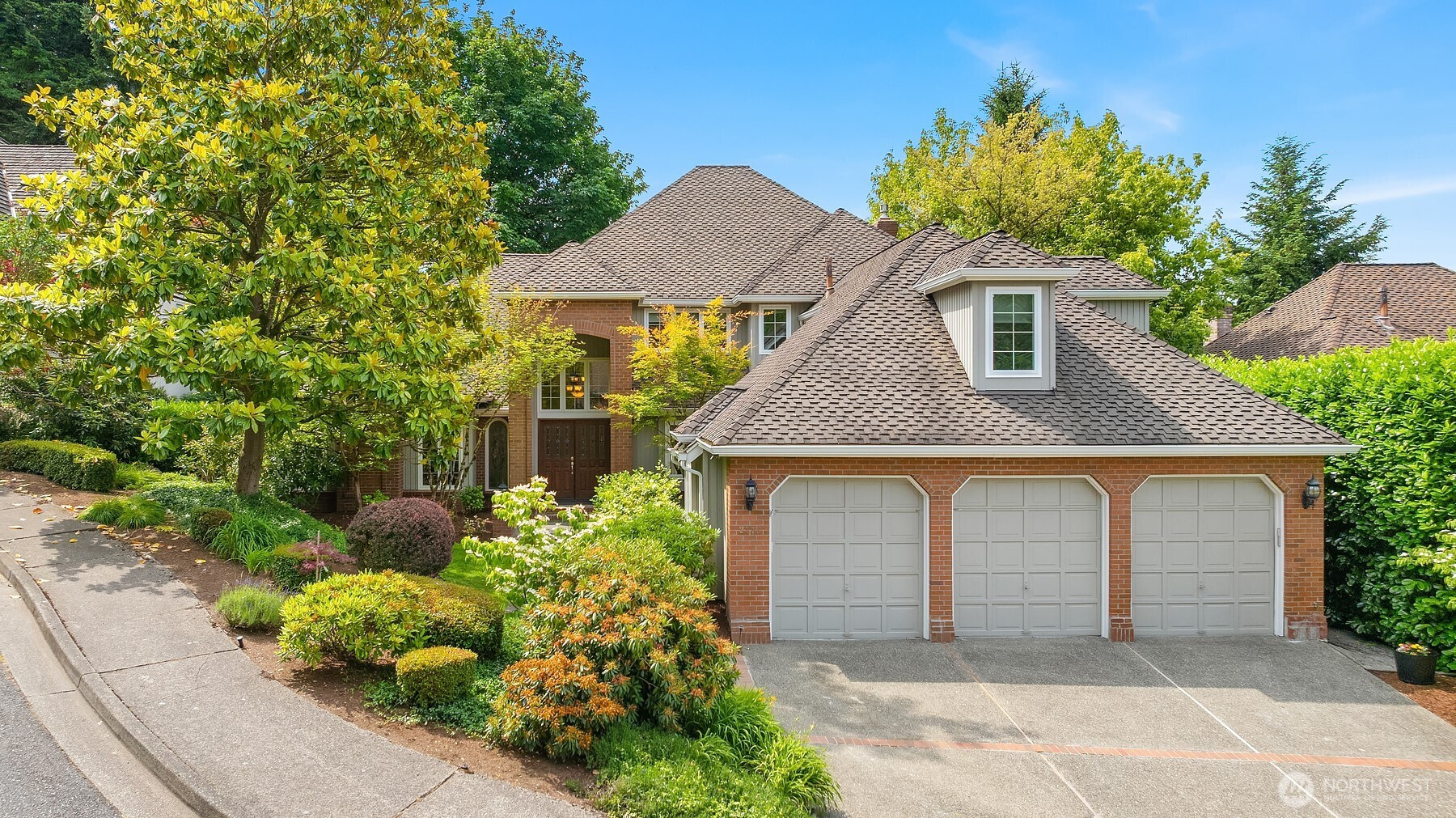 2778 NE 142nd Place, Bellevue, WA 98007