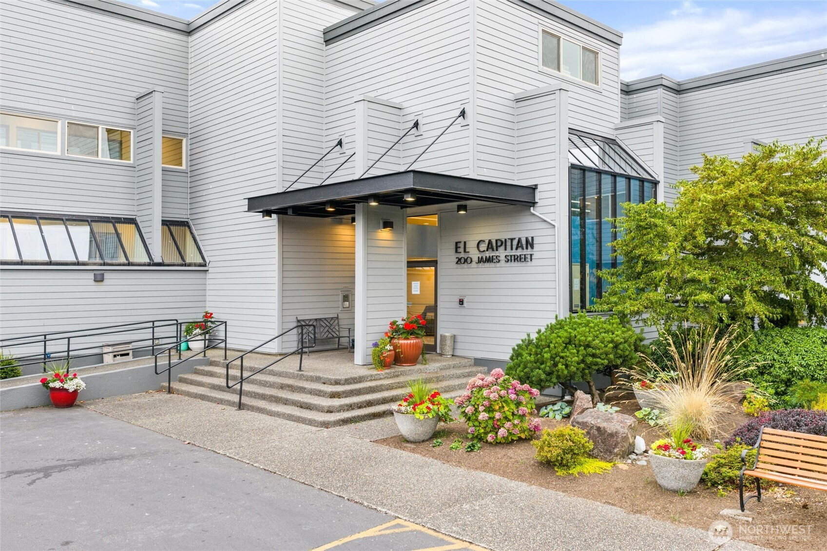 200 James Street, Edmonds, WA 98020