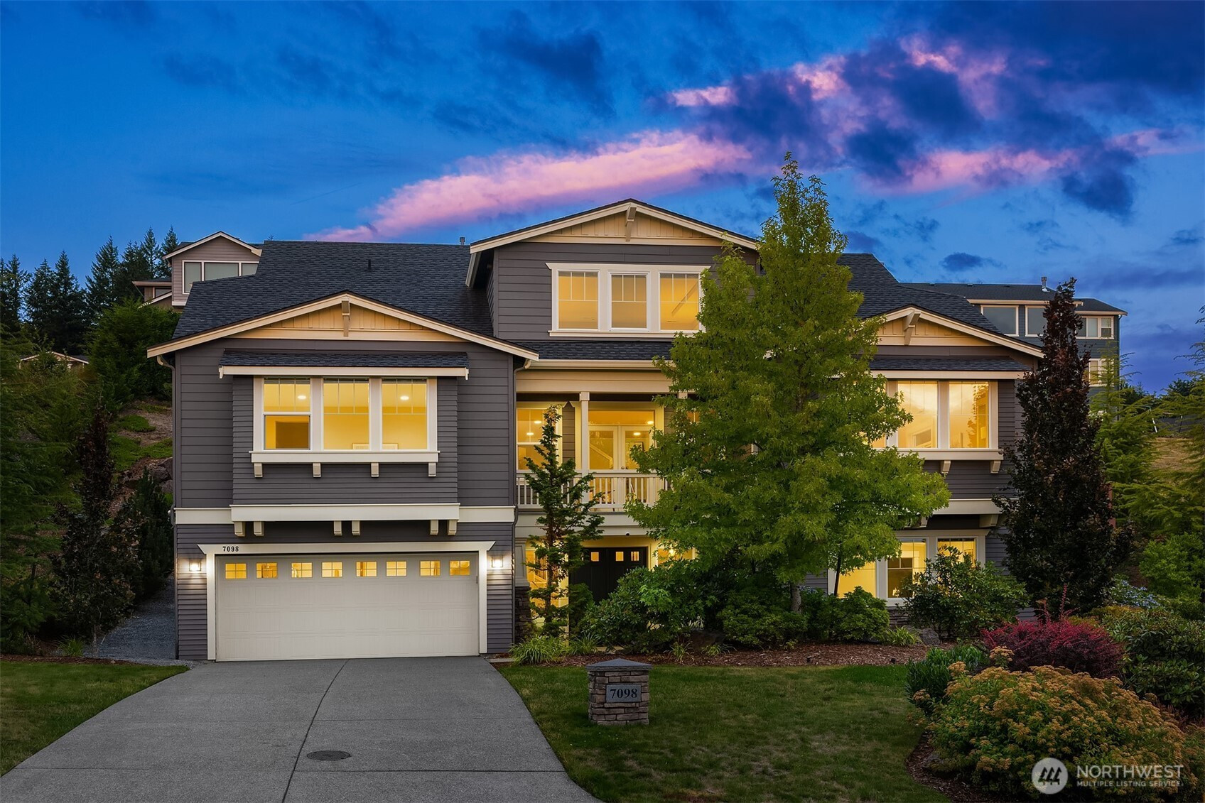 7098 170th Avenue SE, Bellevue, WA 98006