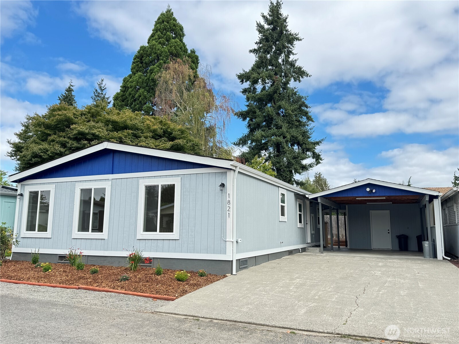 1821 75th Street E, Tacoma, WA 98404