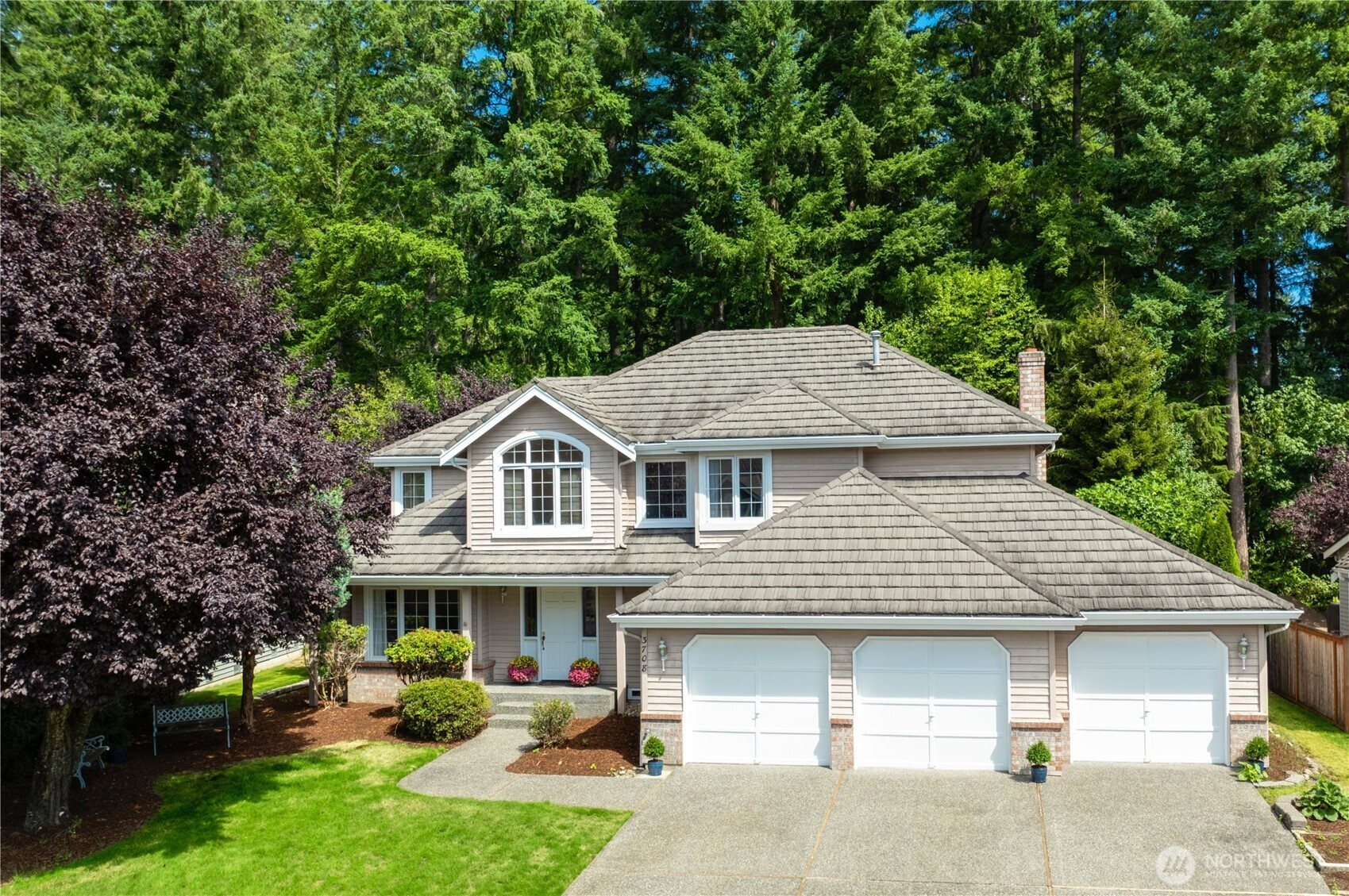 3708 260th Avenue SE, Sammamish, WA 98029