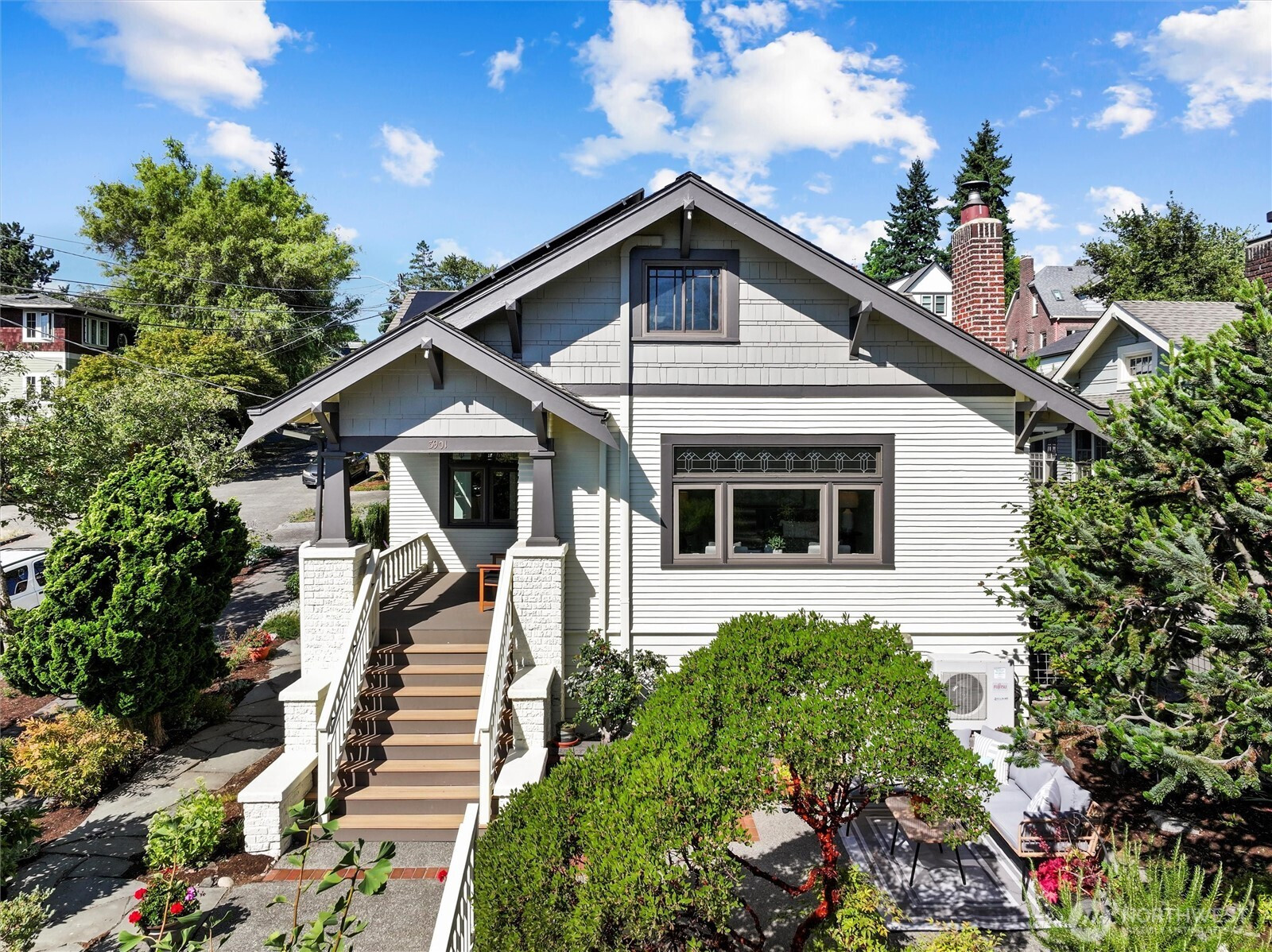 3901 Bagley Avenue N, Seattle, WA 98103