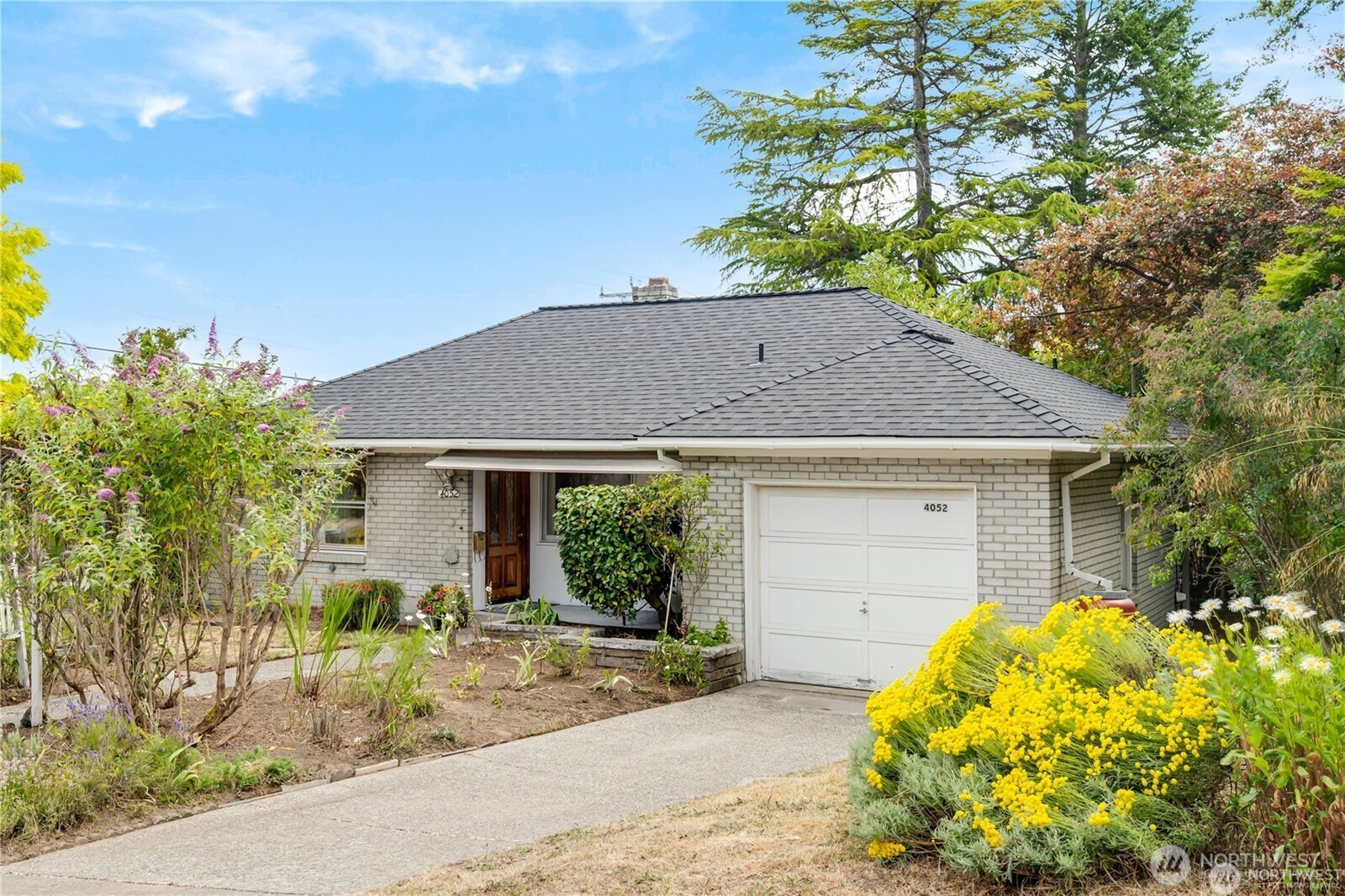 4052 Williams Avenue W, Seattle, WA 98199
