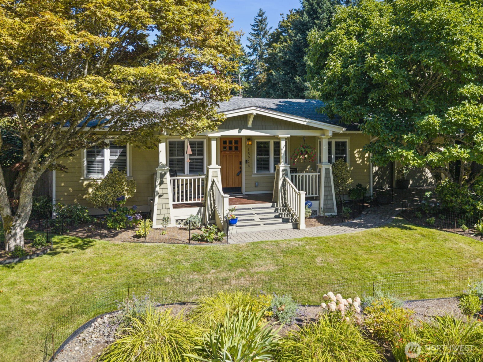 15926 21st Avenue SW, Burien, WA 98166