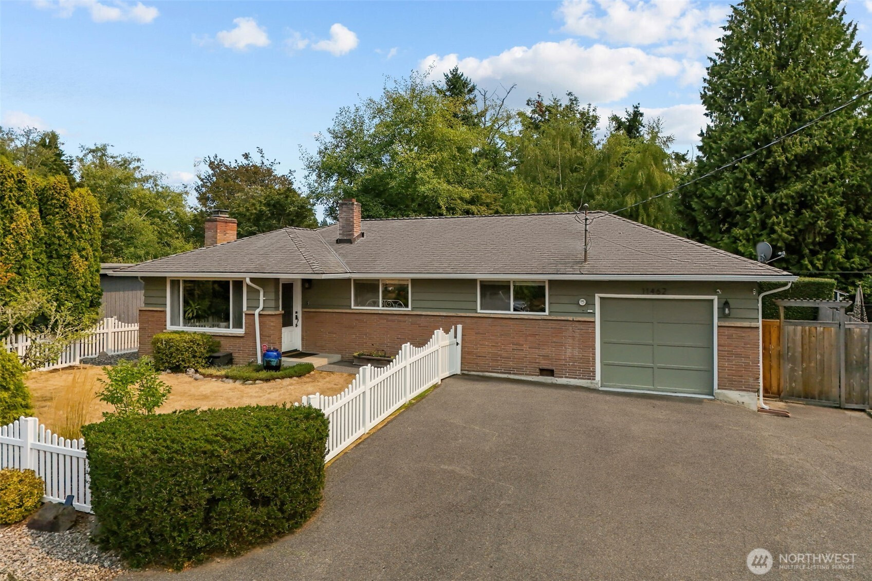 11462 35th Avenue SW, Seattle, WA 98146