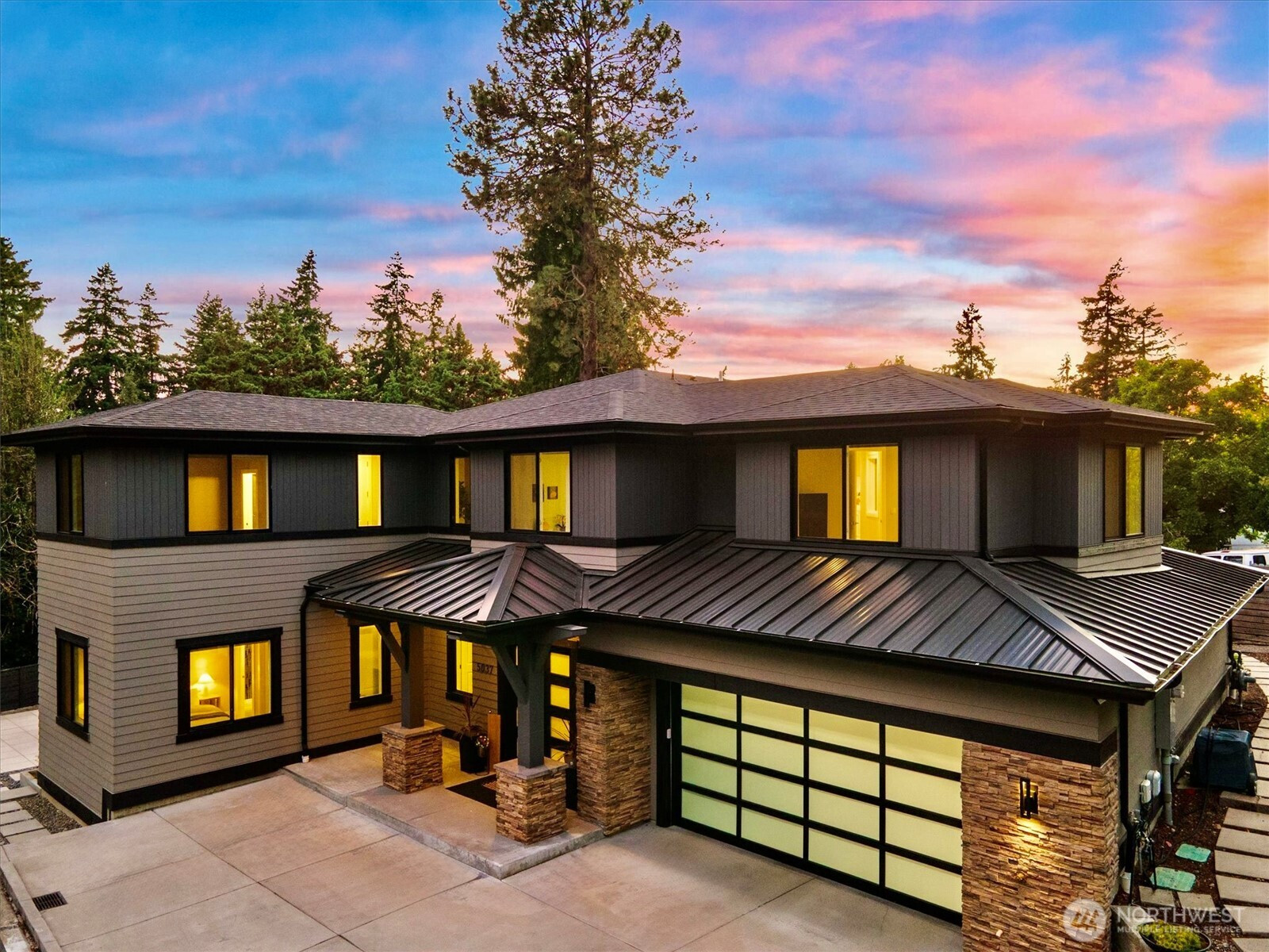 5037 W Mercer Way, Mercer Island, WA 98040