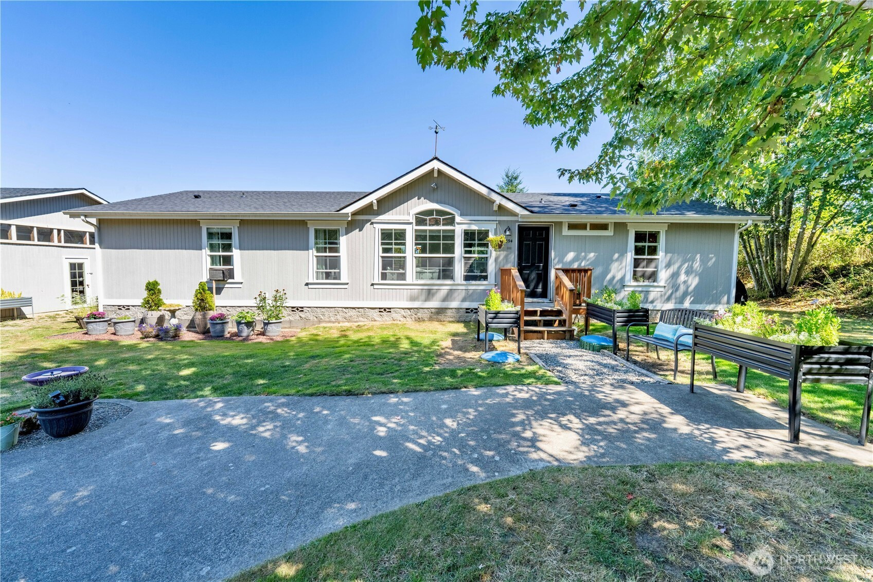 1694 W Courtney, Port Angeles, WA 98363