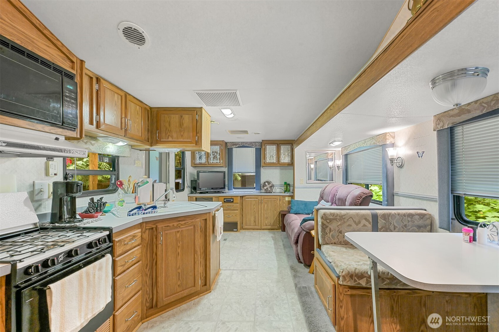 1056 Birch Lane, Sumas, WA 98266