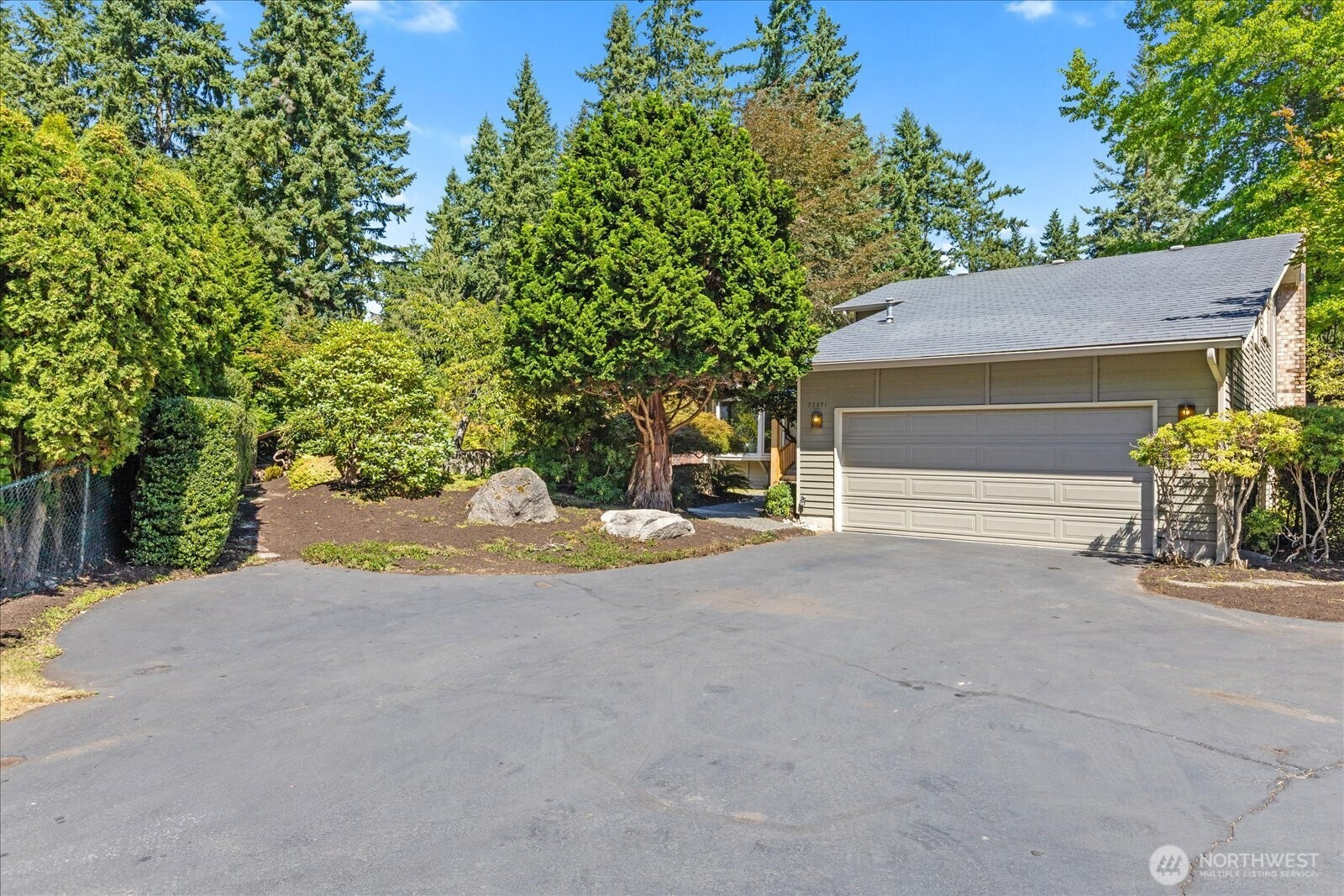 22821 108th Avenue W, Edmonds, WA 98020