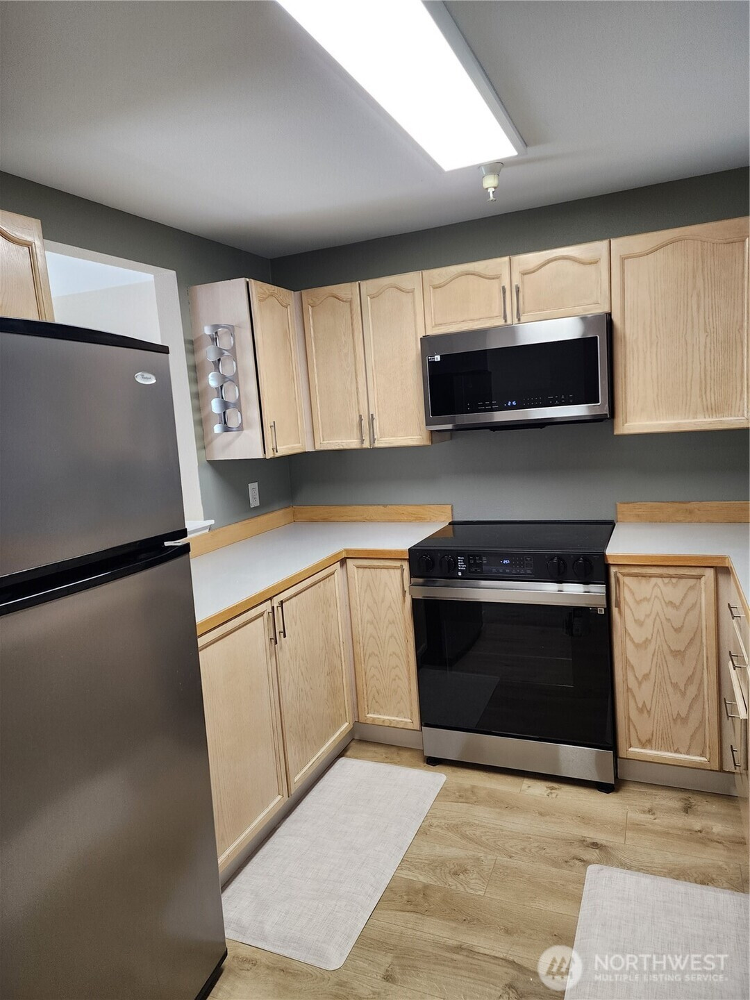 901 Sunset Boulevard NE, Renton, WA 98056