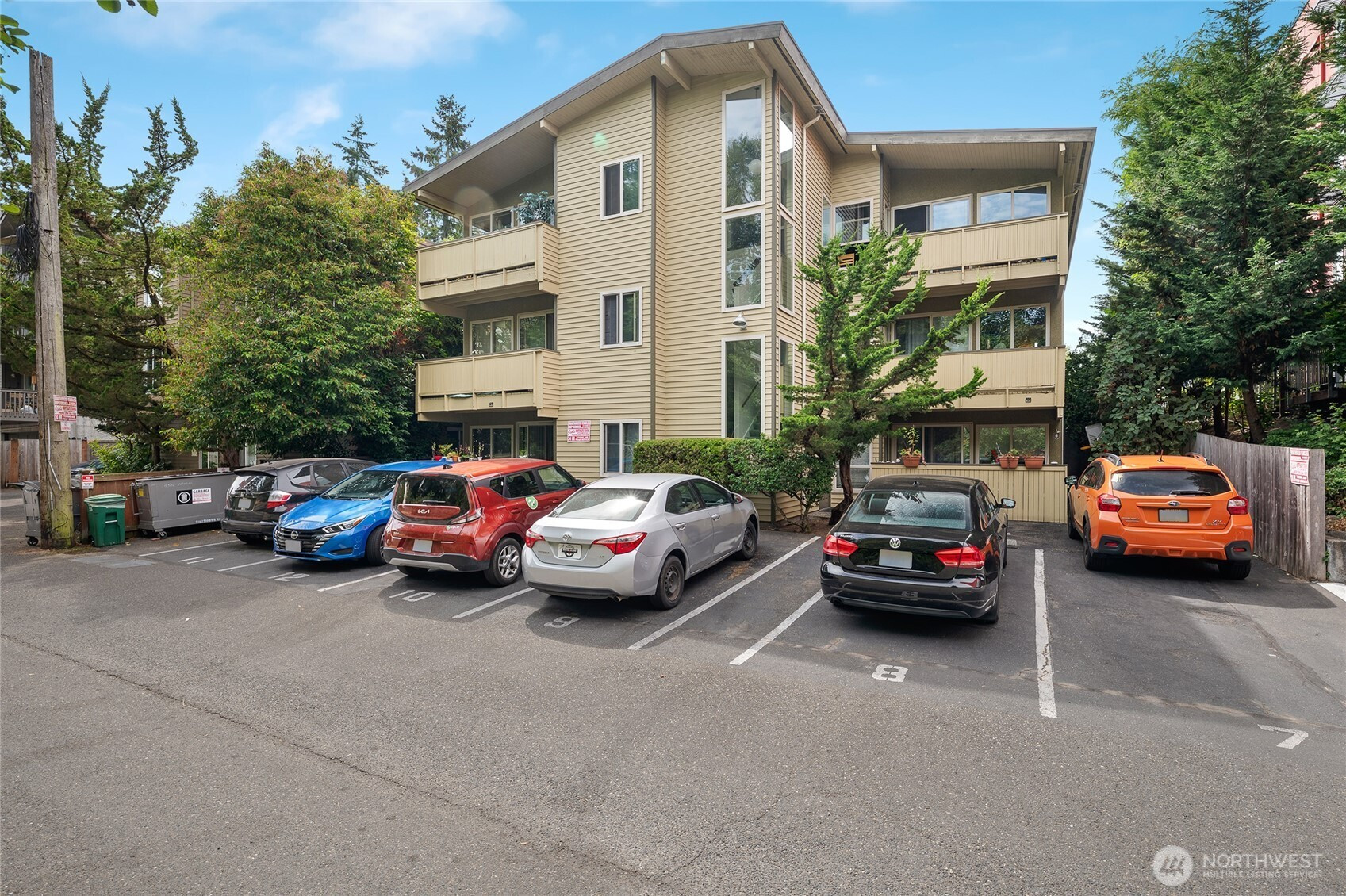 12348 33rd Avenue NE, Seattle, WA 98125