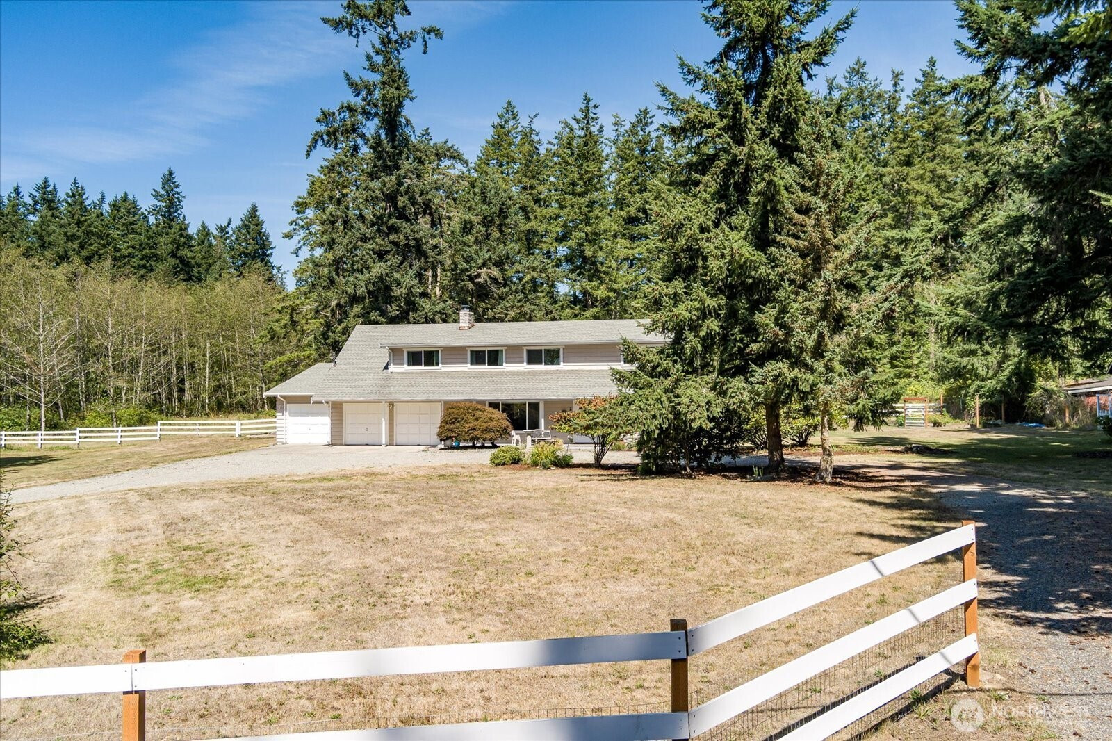 201 Sunset Drive, Oak Harbor, WA 98277