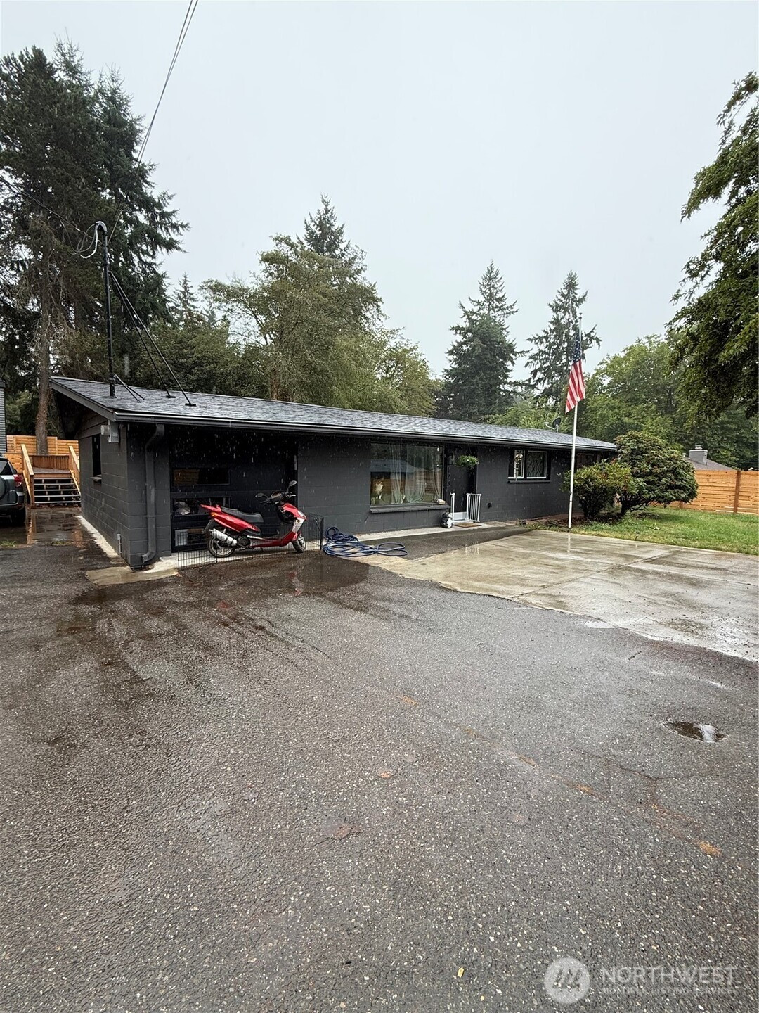 123 199th Street Dr, Des Moines, WA 98148