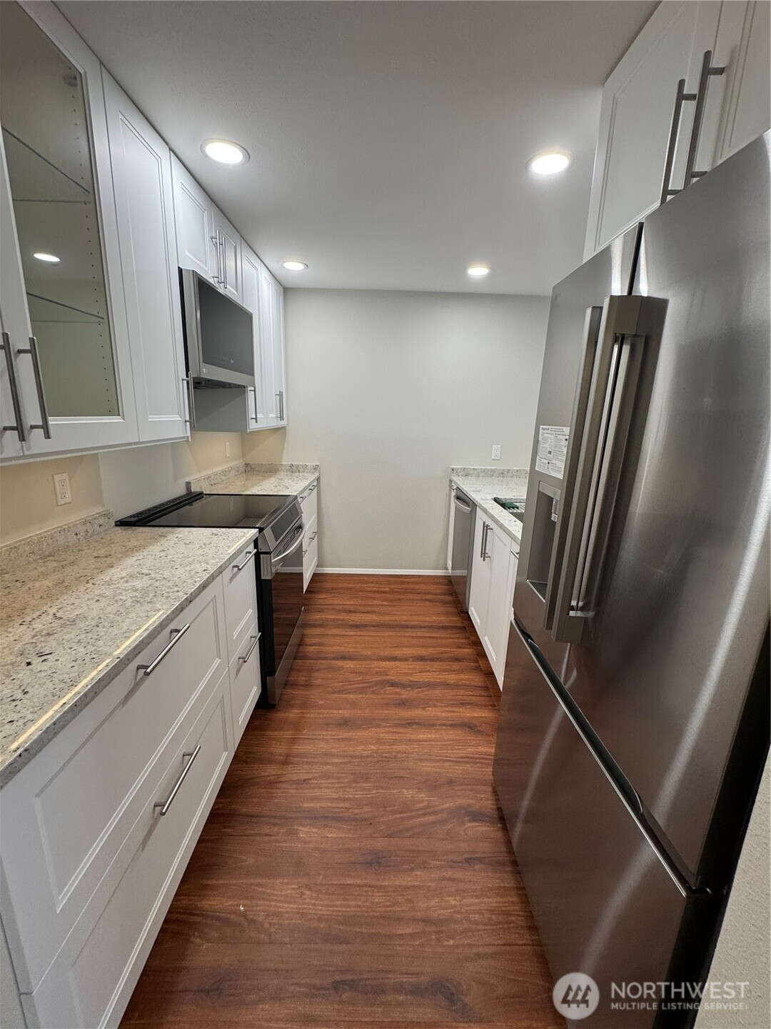 11630 NE 70th Place, Kirkland, WA 98033