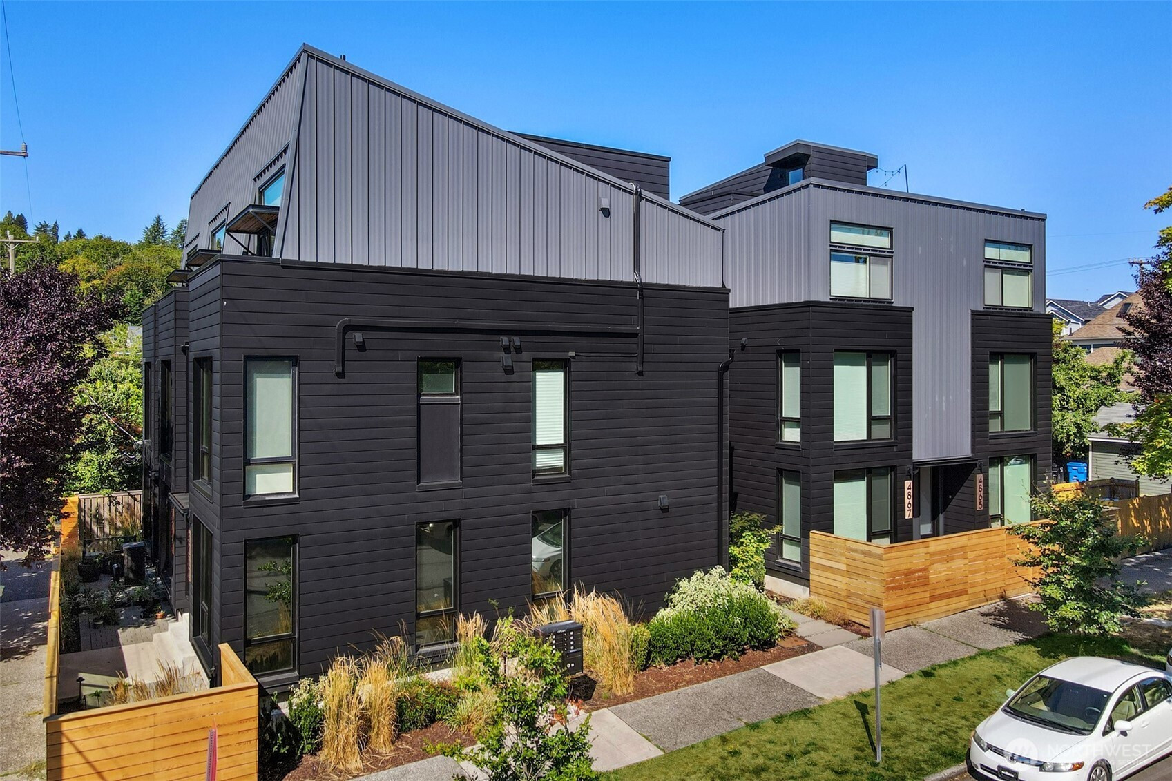 4869 35th Avenue S, Seattle, WA 98118