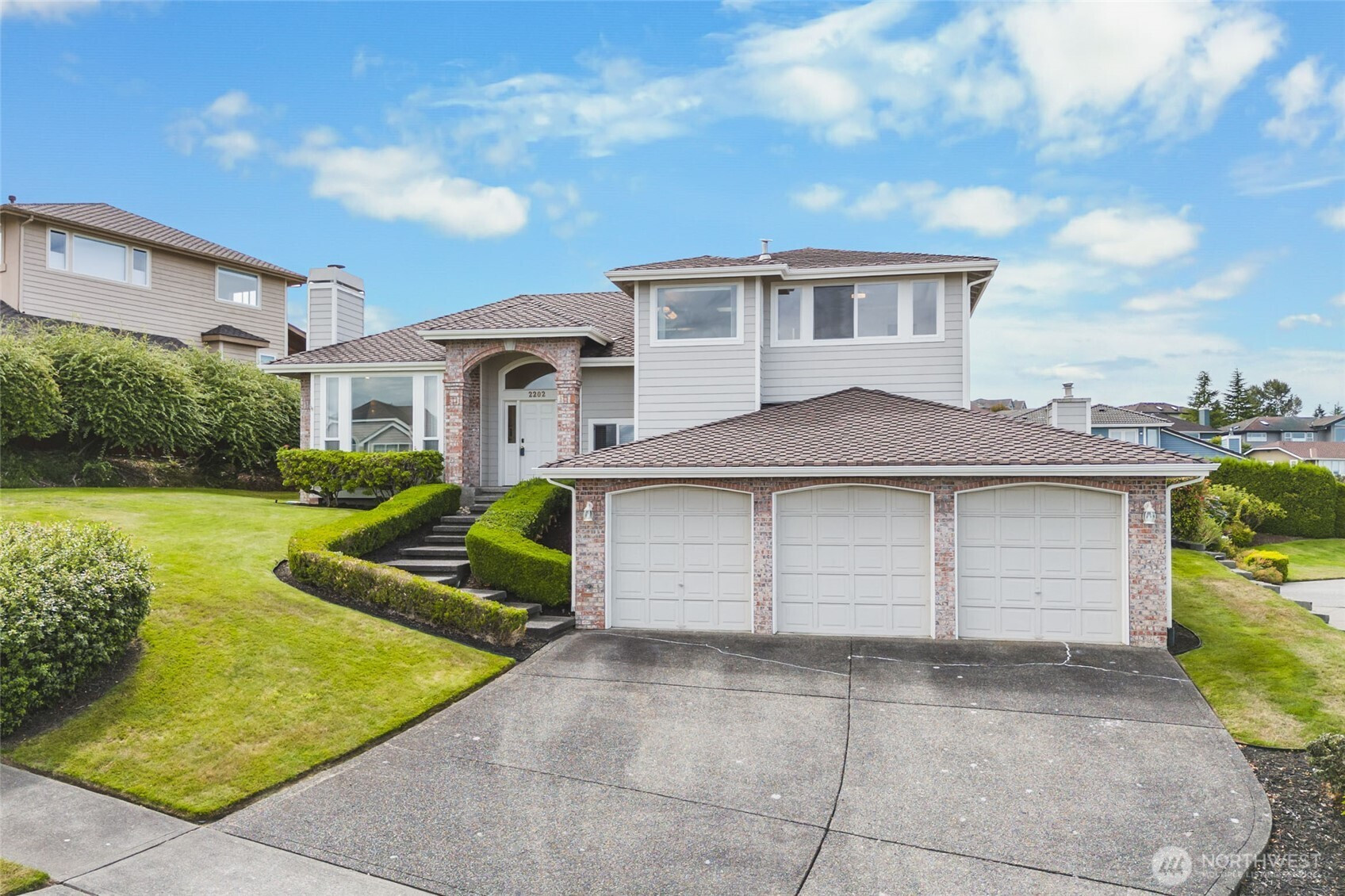 2202 Overview Drive NE, Tacoma, WA 98422
