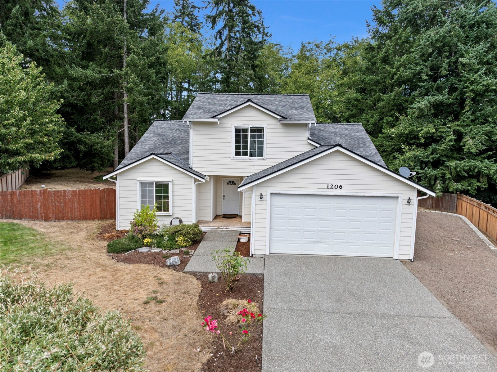 1206 NW Suzanne Court, Poulsbo, WA 98370
