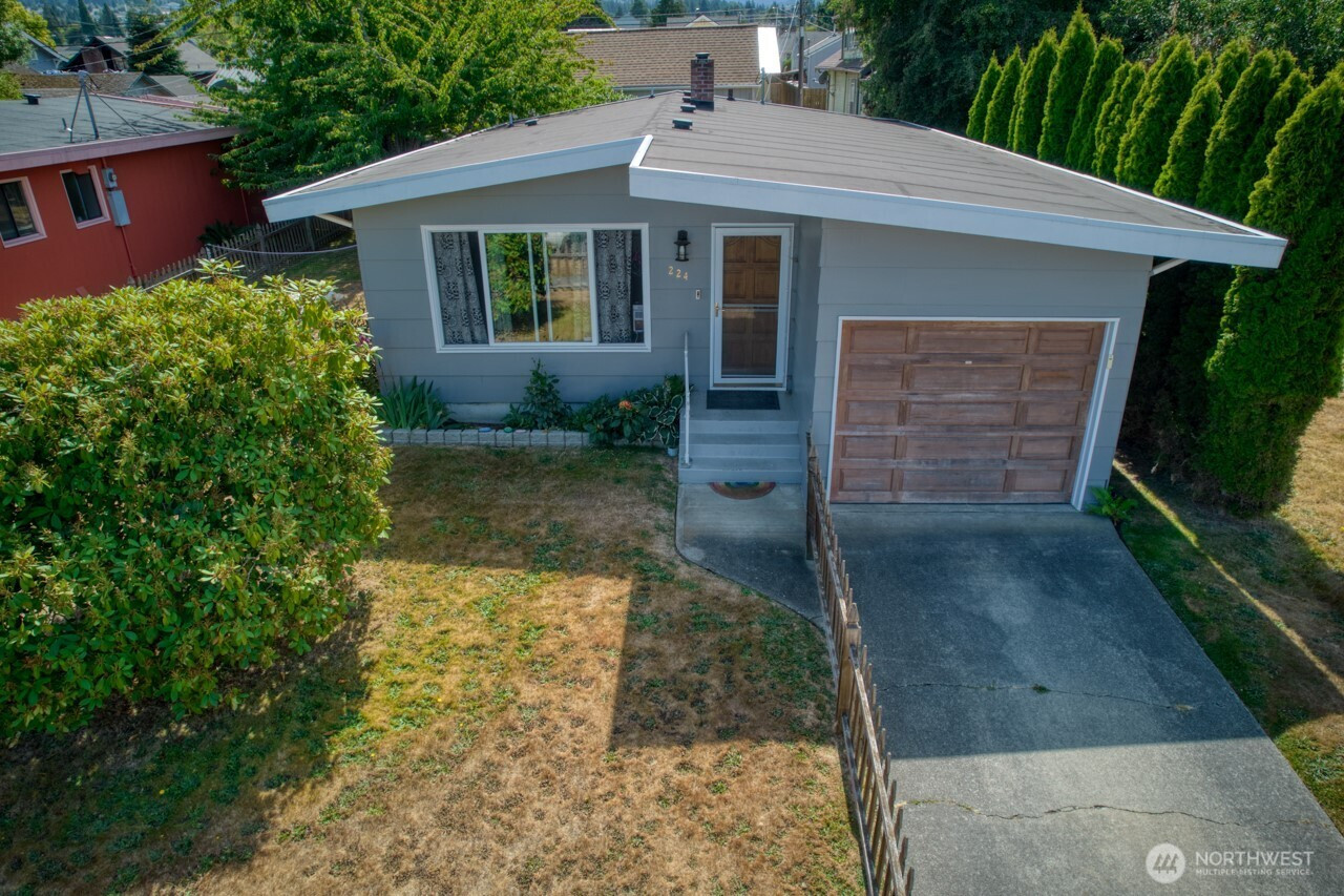 224 W Fifth, Port Angeles, WA 98362