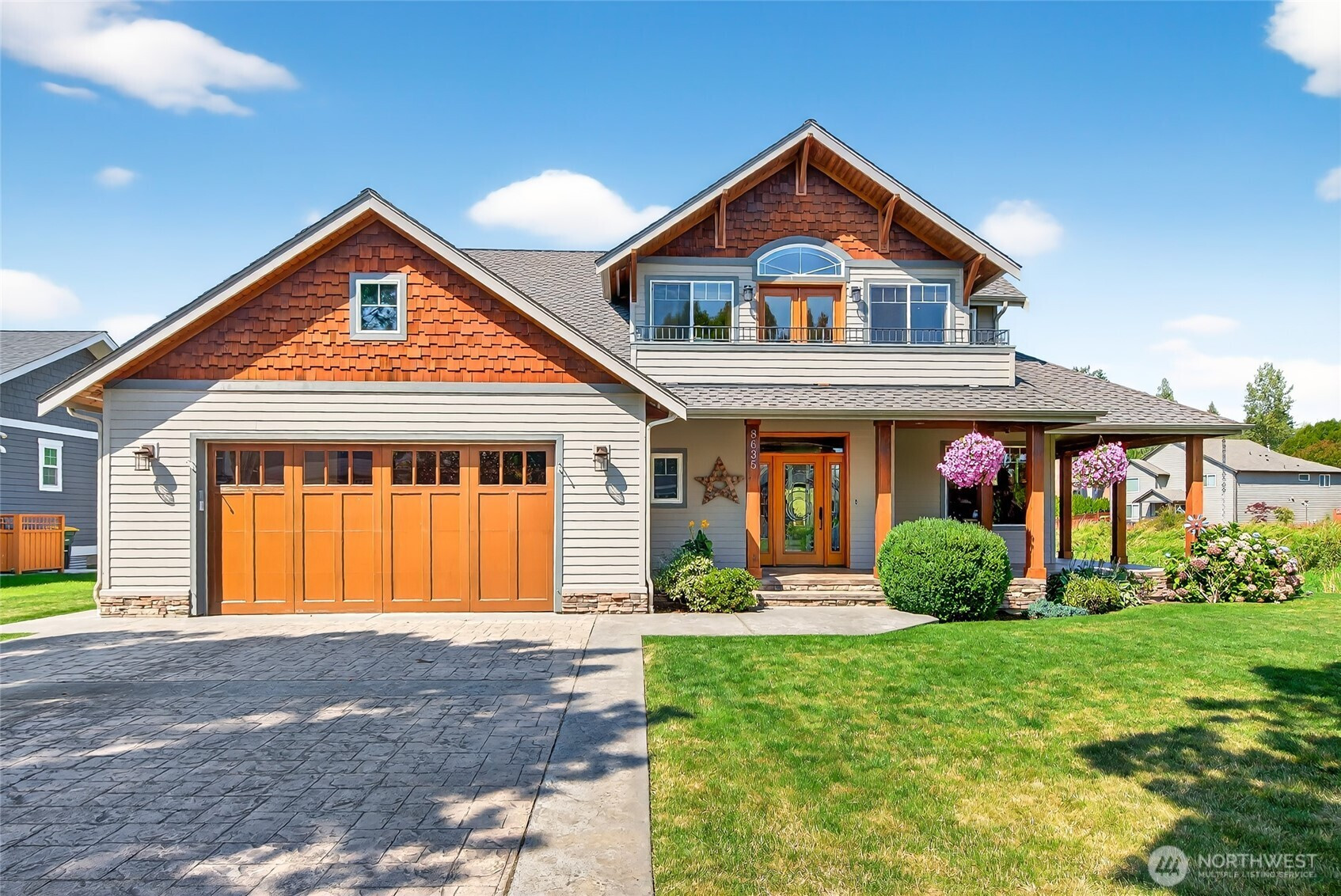 8635 Cambridge Loop, Blaine, WA 98230