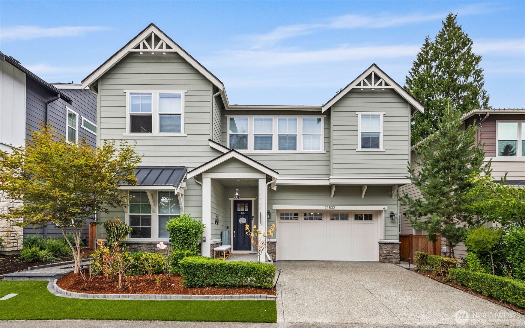 21832 SE 5th Place, Sammamish, WA 98074