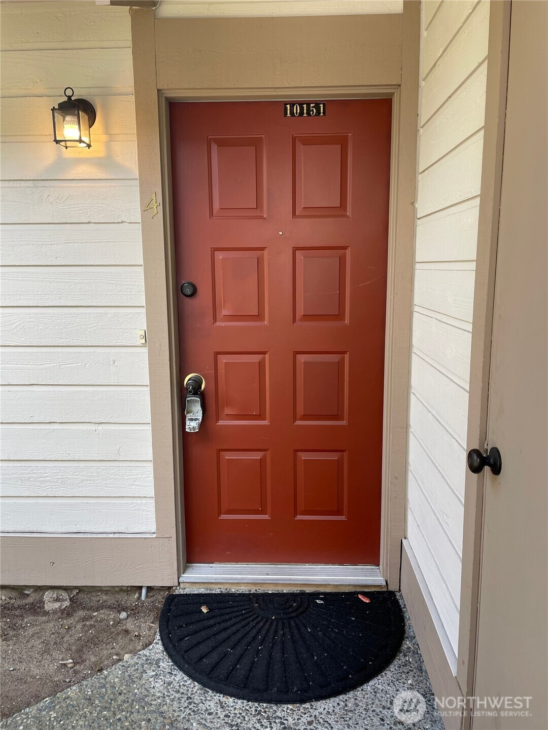 10145 NE 137th Place, Kirkland, WA 98034