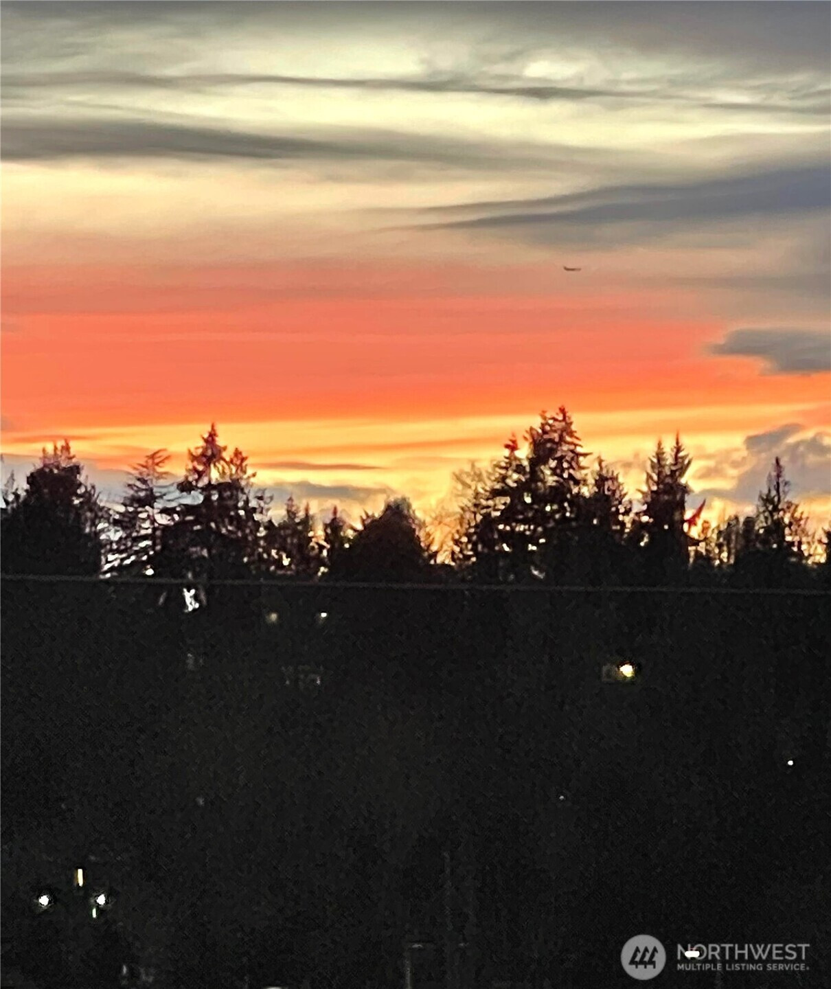2500 81st Avenue SE, Mercer Island, WA 98040