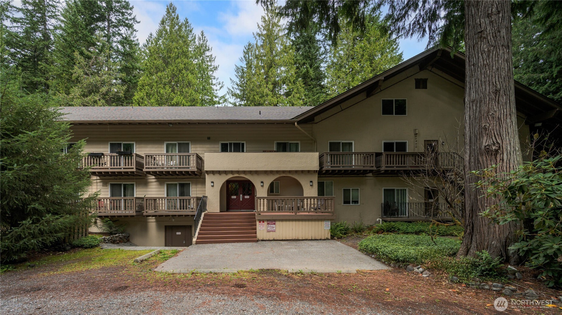 10433 Mount Baker Highway, Glacier, WA 98244