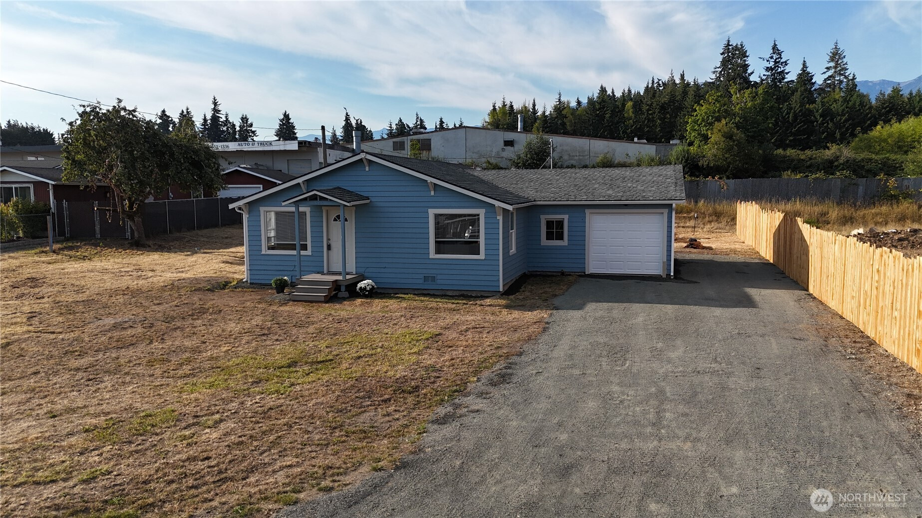 2340 E Pioneer, Port Angeles, WA 98362