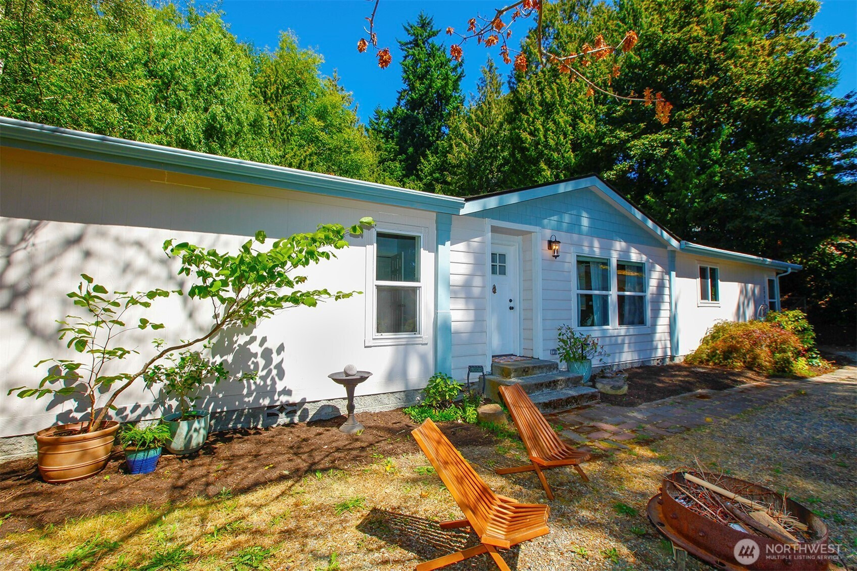 2990 NE Helm Street, Bremerton, WA 98310