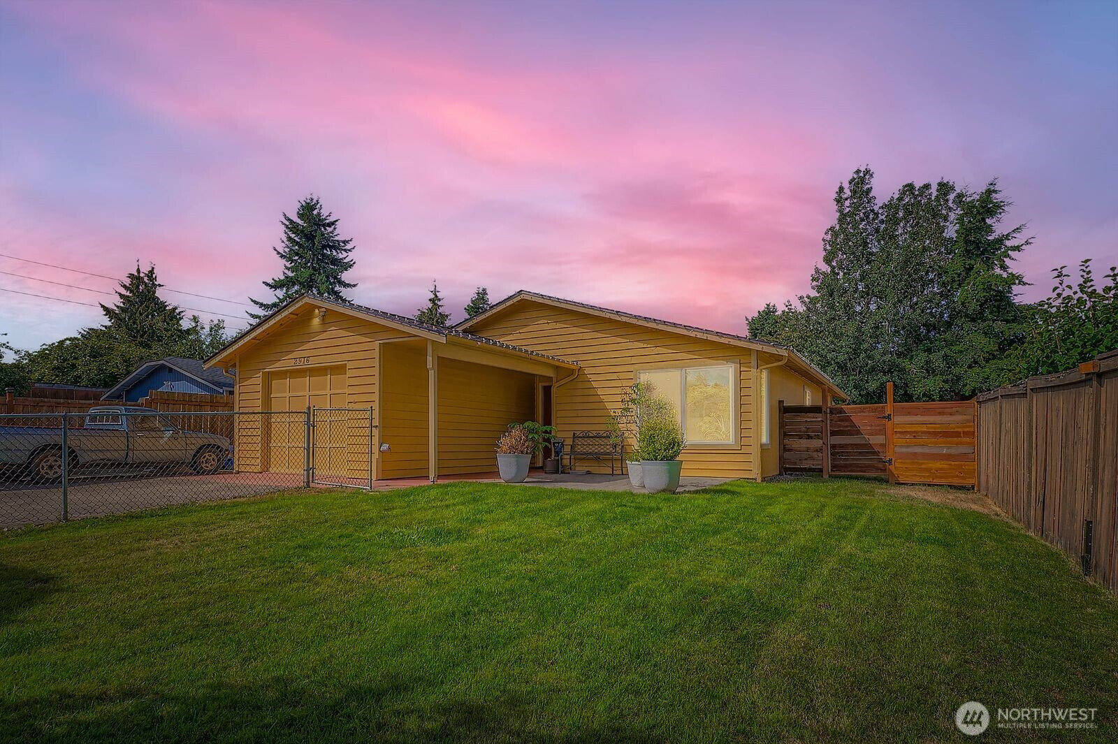 2916 58th Avenue NE, Tacoma, WA 98422